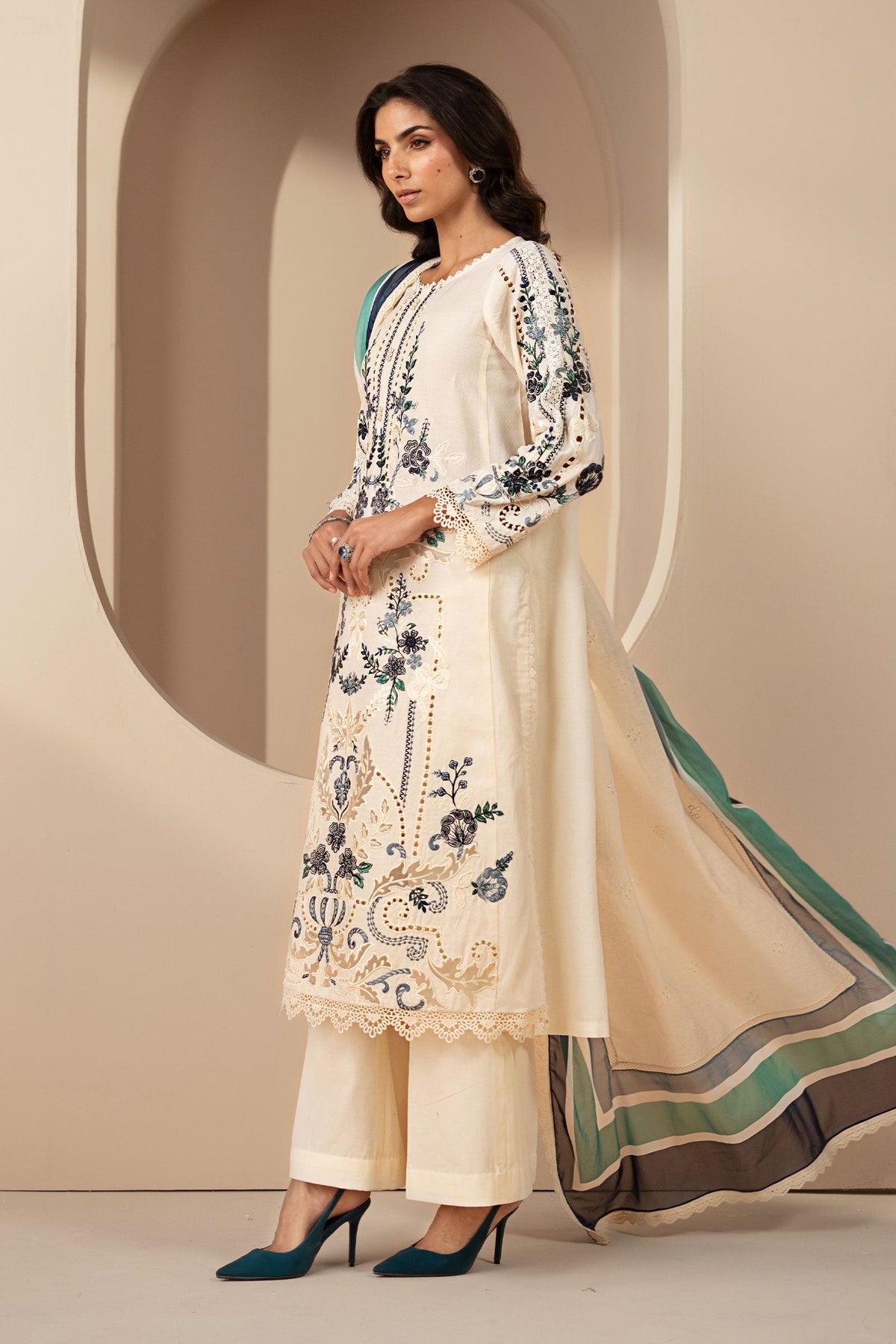3 Piece Embroidered Jacquard Lawn Suit - DS2609B-SML-00B
