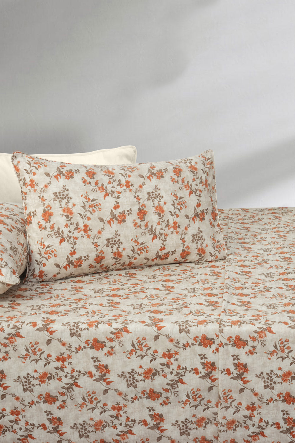 Damask Bloom Bed Sheet Set
