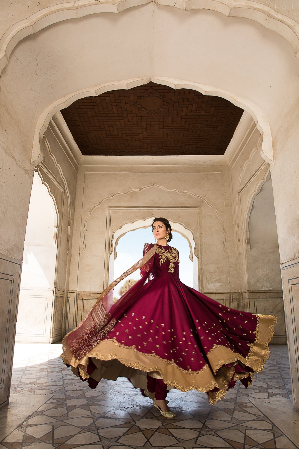 faiza saqlain