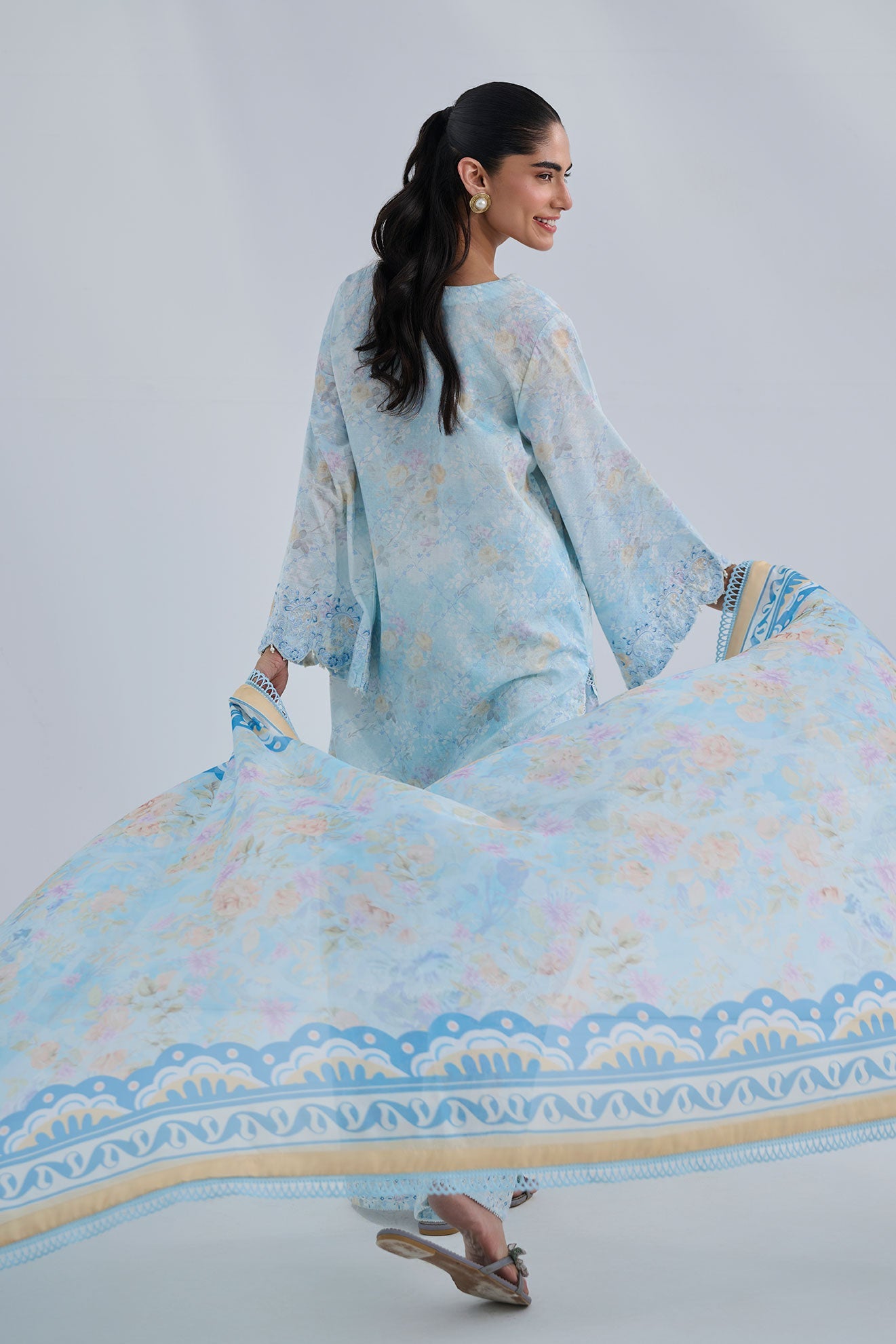 SS25DC-2560 SKY BLUE COTTON JACQUARD 2PCS EMBROIDERED KURTA WITH TROUSER