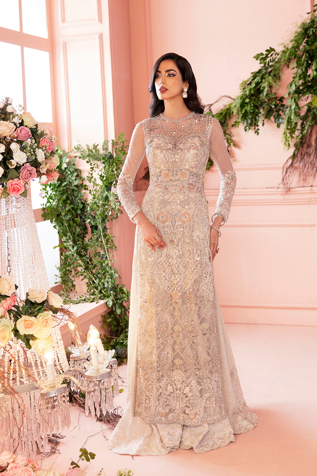 https://cdn.shopify.com/s/files/1/0523/4327/5696/products/Diya-4.jpg?v=1755960958