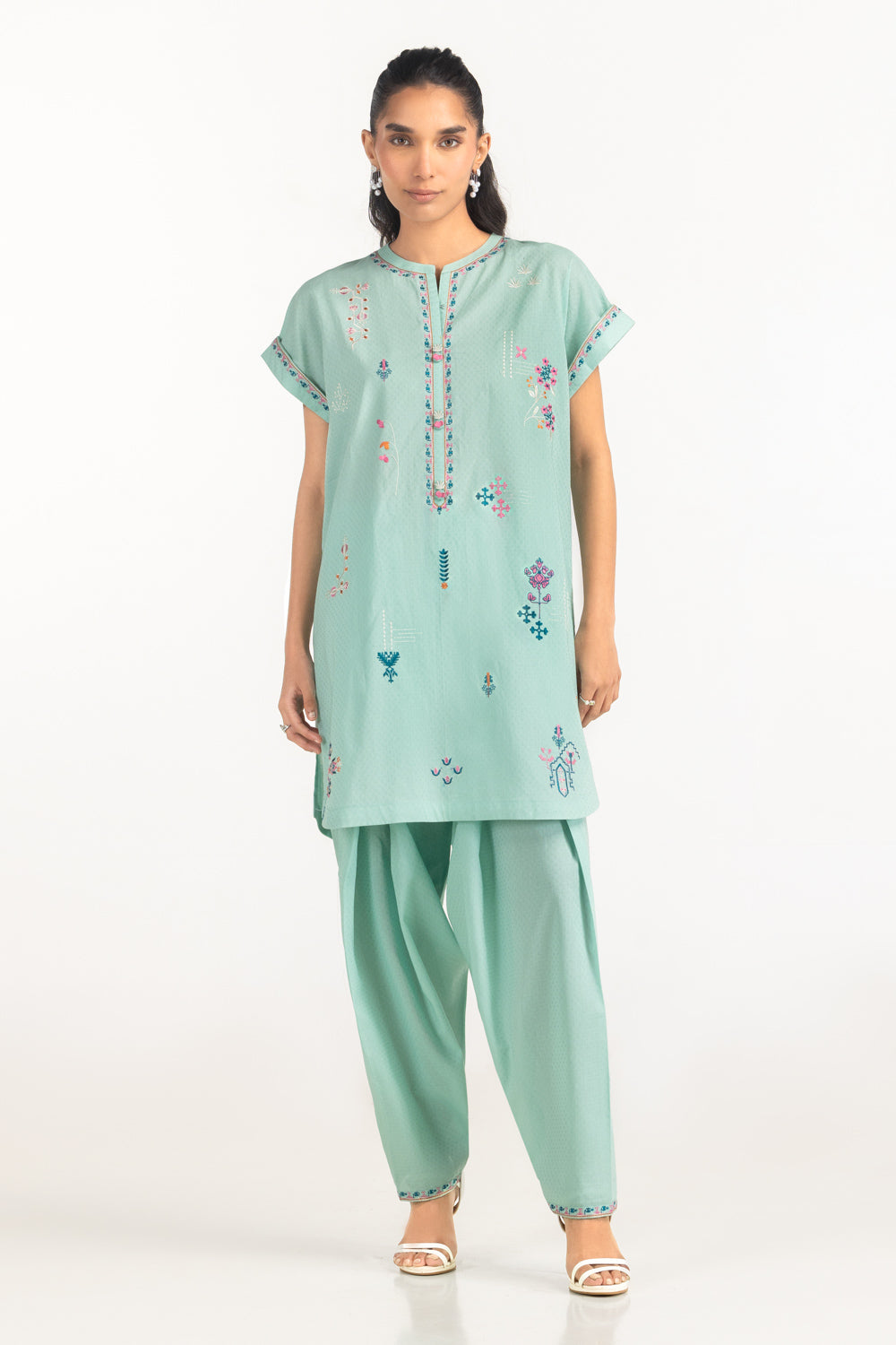 https://cdn.shopify.com/s/files/1/0706/3253/8159/files/DobbyEmbroideredCo-OrdSetIPST-77166_front.jpg?v=1772614039