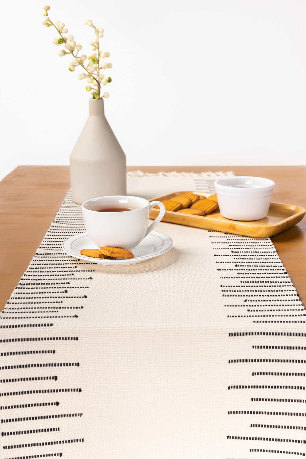 Dobby Fabric Runner