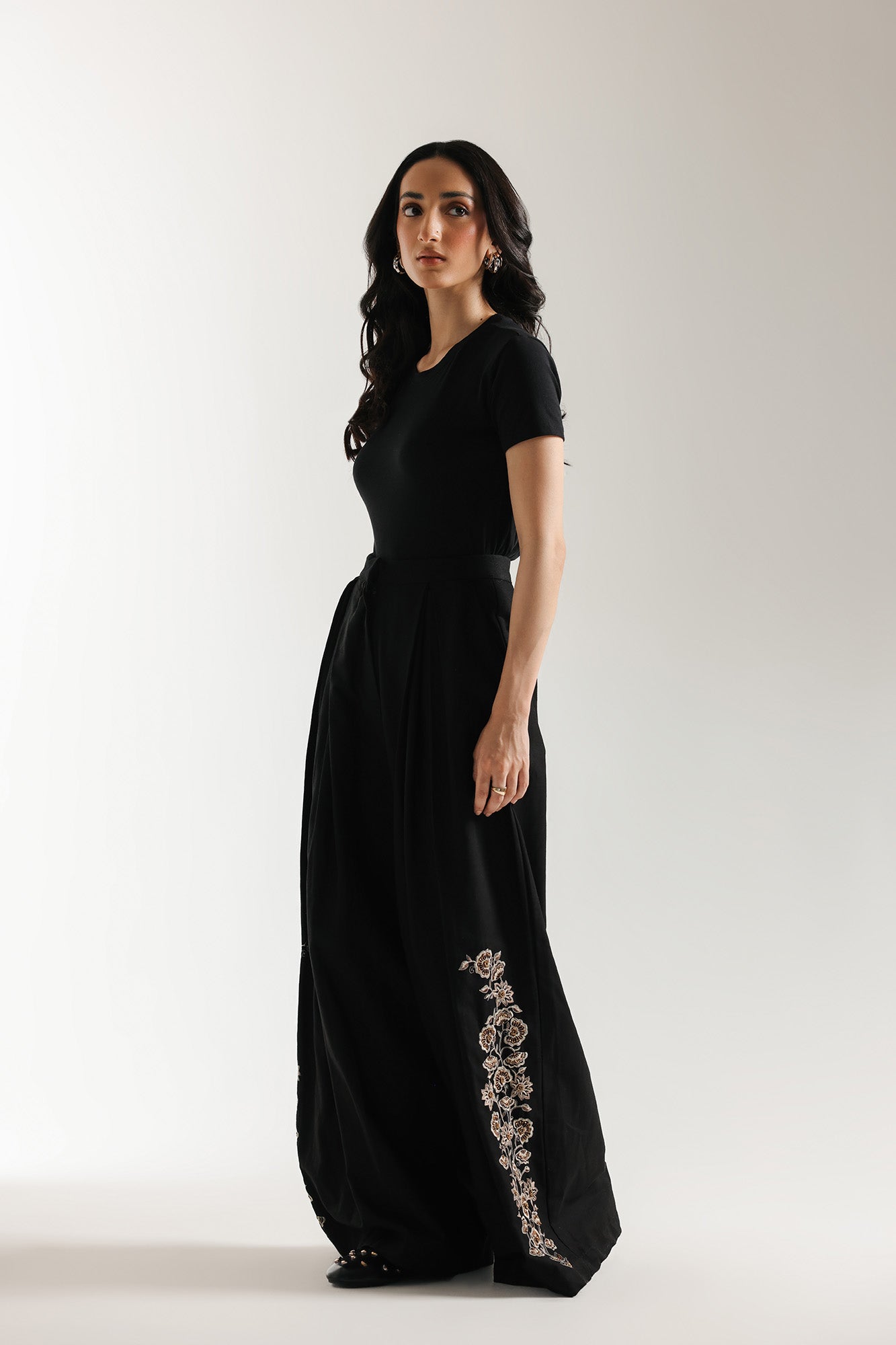 https://cdn.shopify.com/s/files/1/2290/7917/files/E0016-120-902_2.jpg?v=1758866414