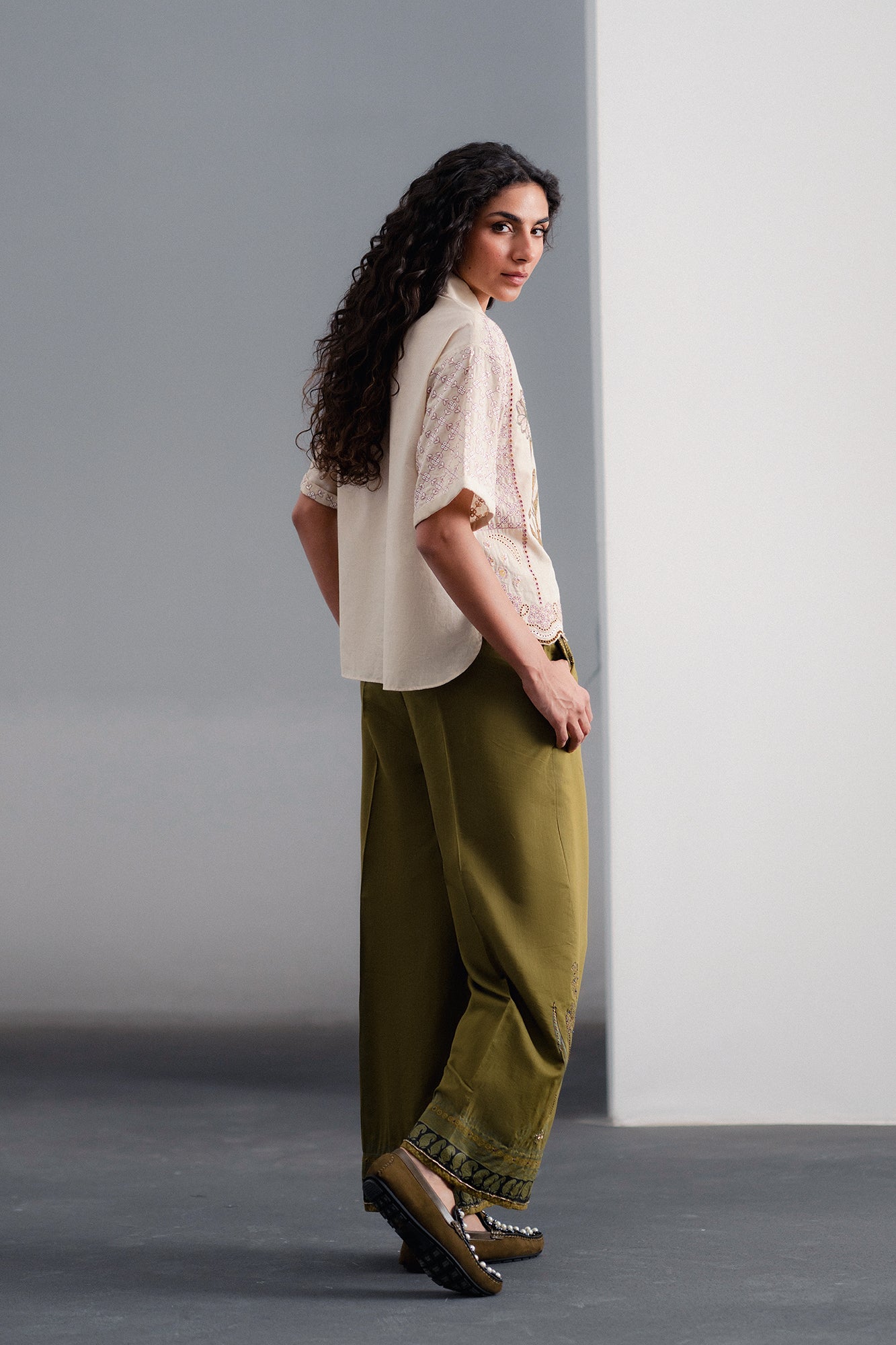 BUTTON DOWN SHIRT (E0027/120/002)