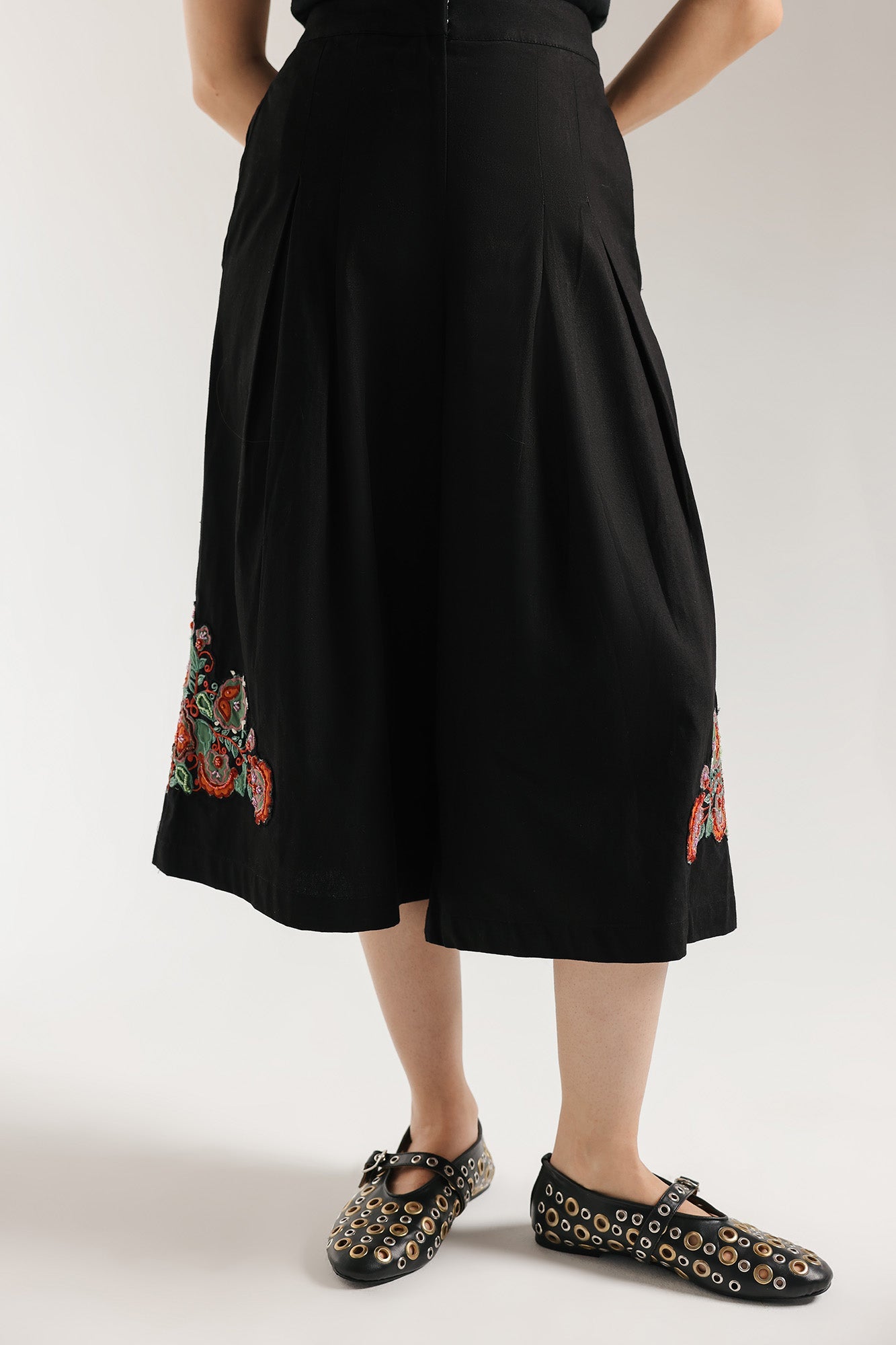 SHORT (E0032/120/902)