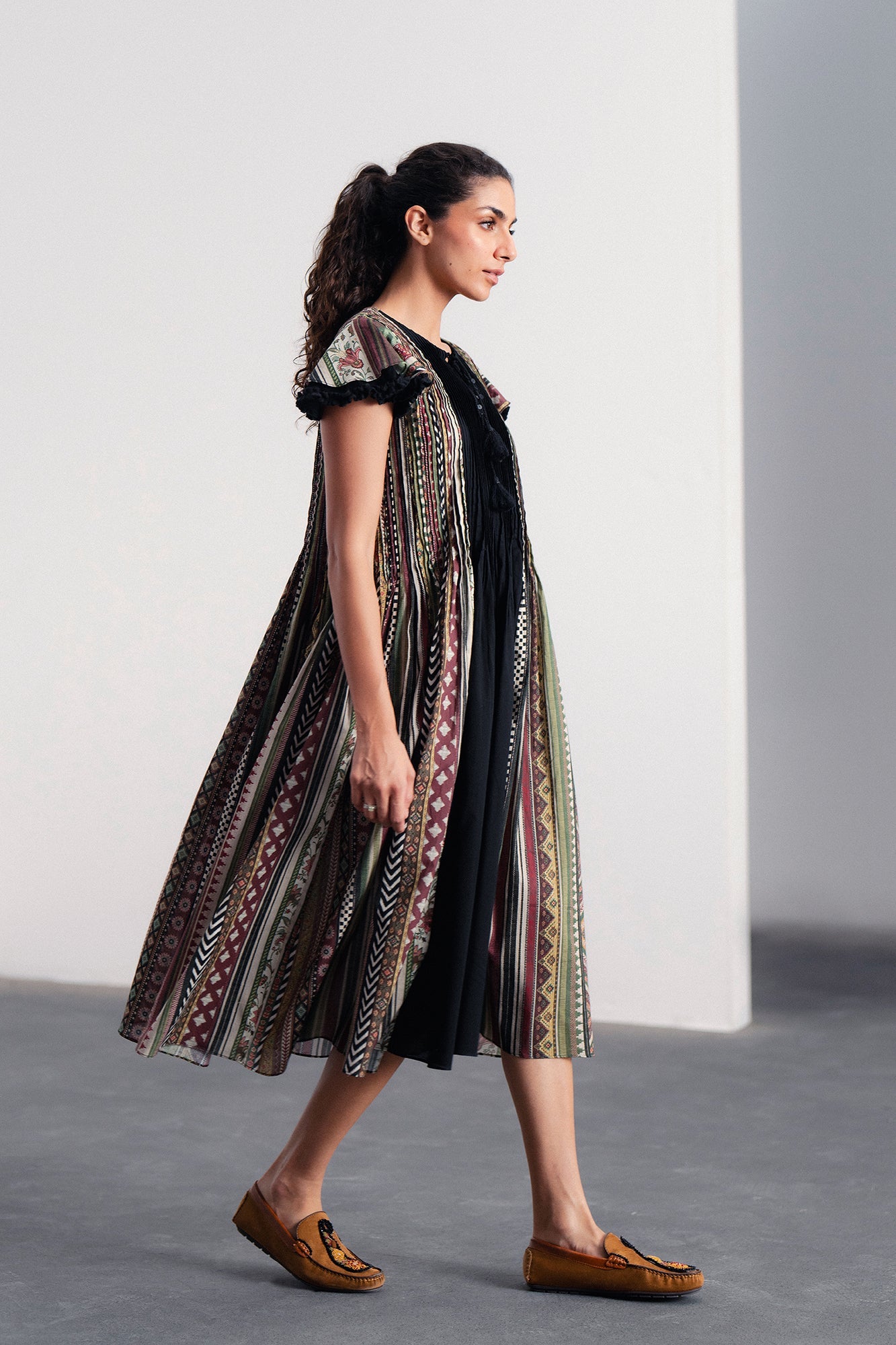 DRESS (E0042/120/902)
