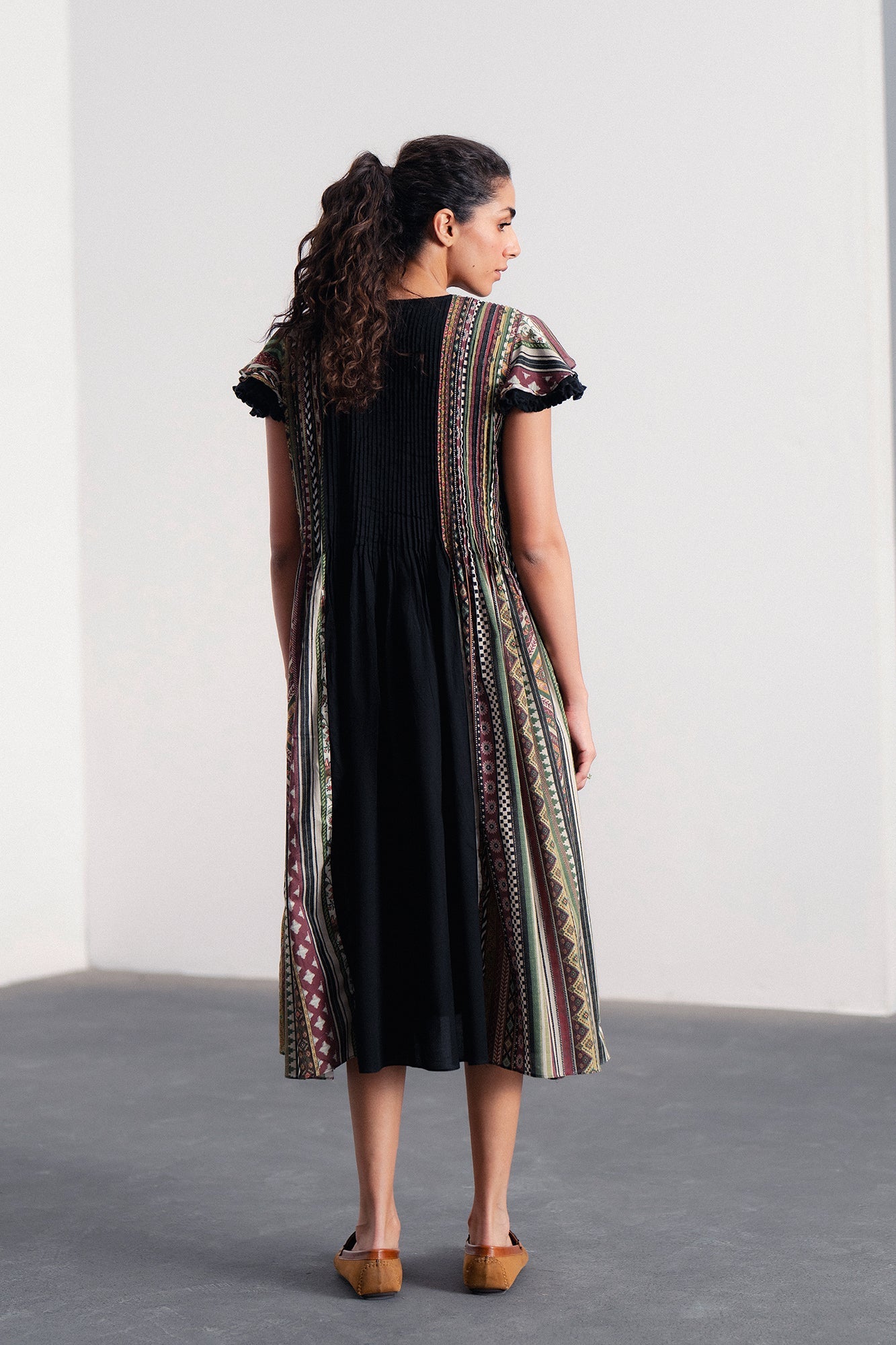 DRESS (E0042/120/902)