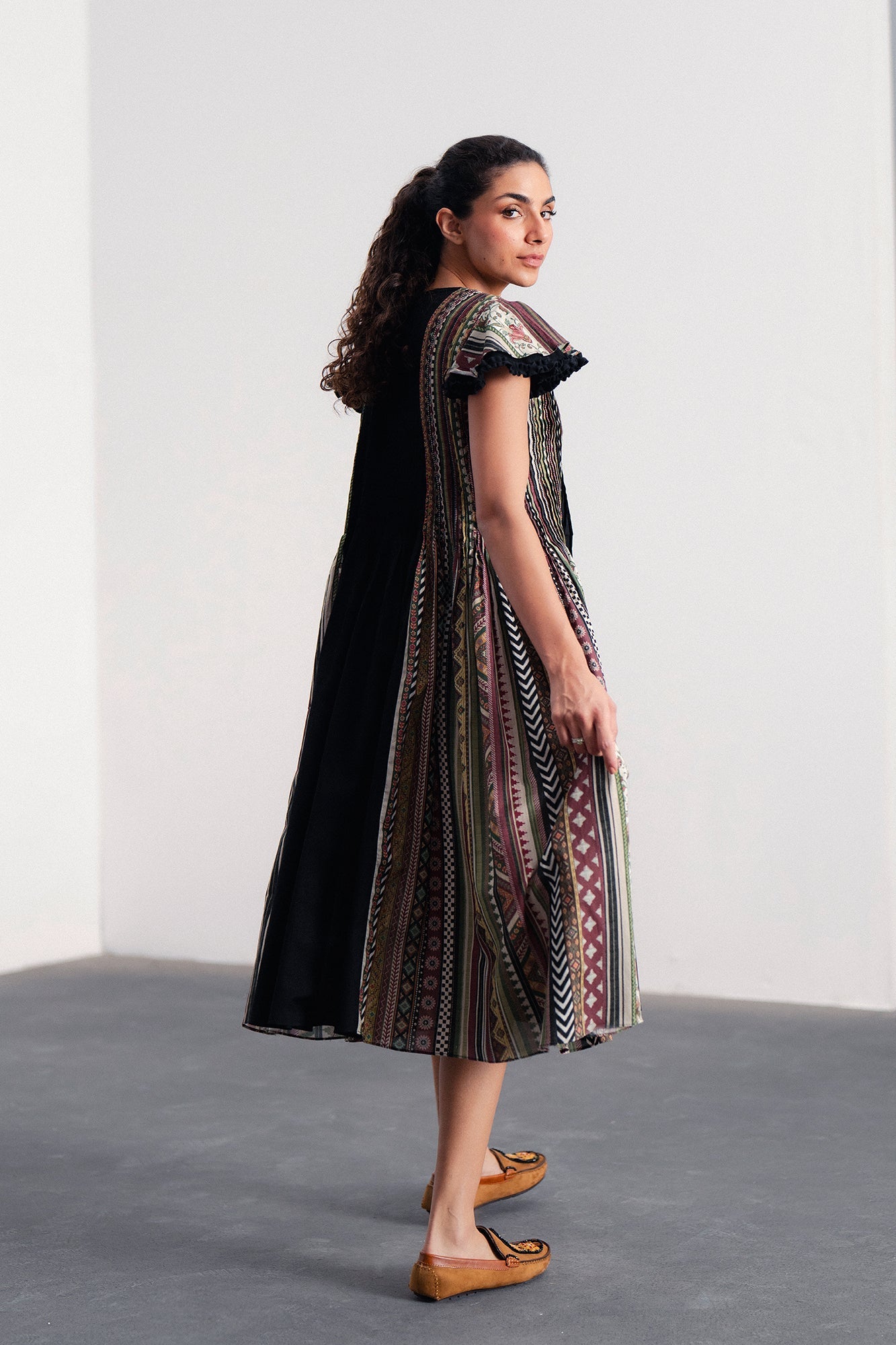 DRESS (E0042/120/902)
