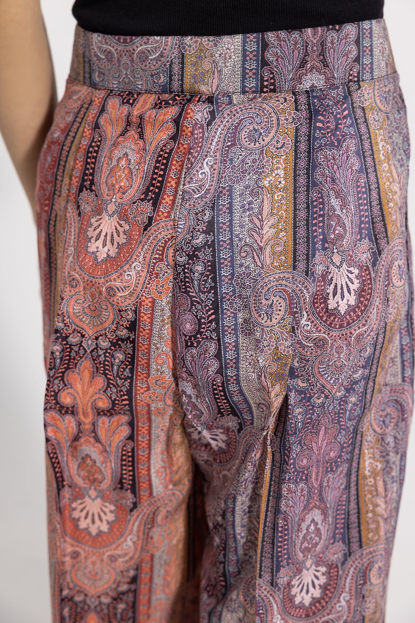 TAILORED EDIT/STITCHED SUIT