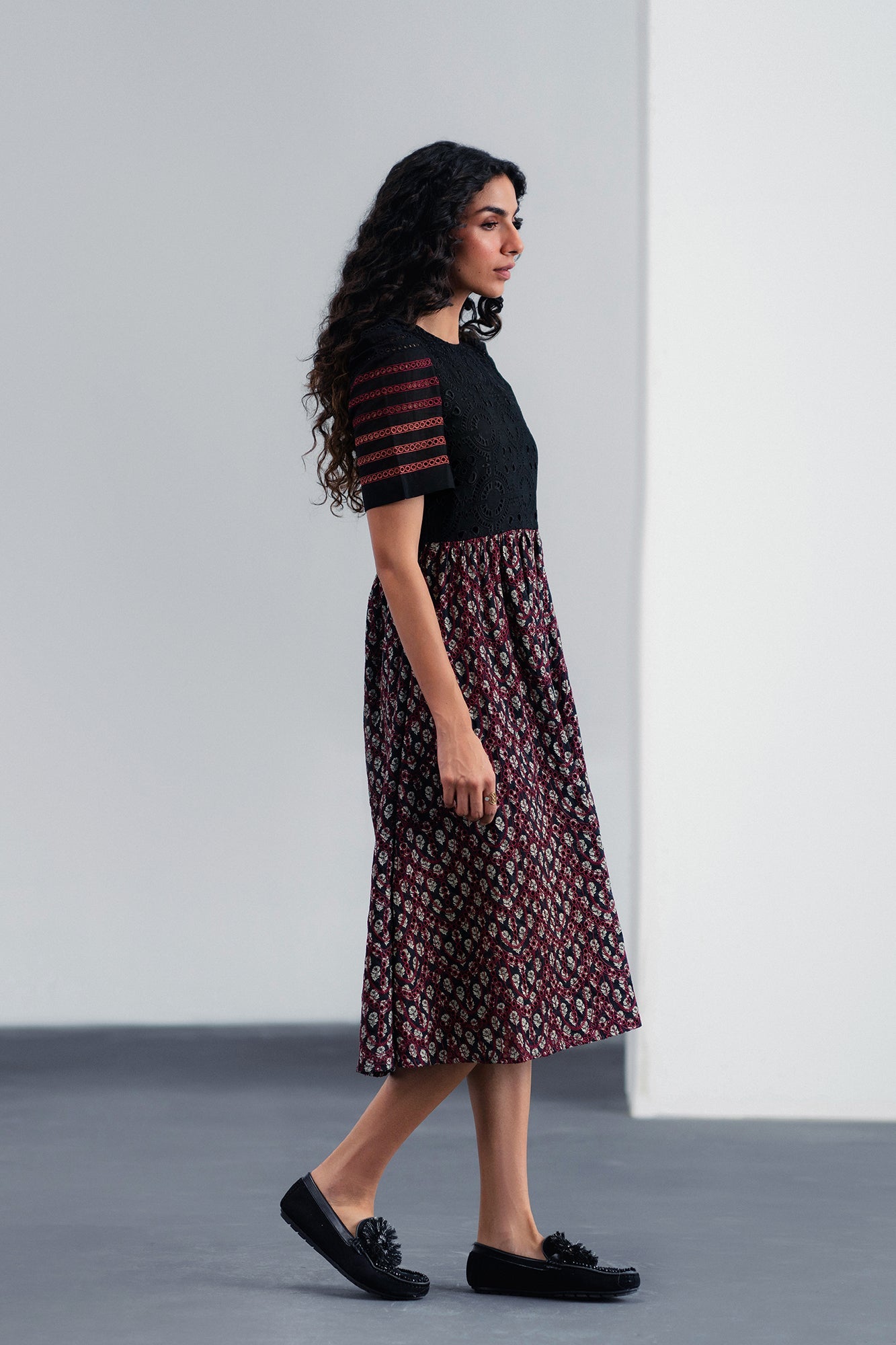 DRESS (E0047/120/902)