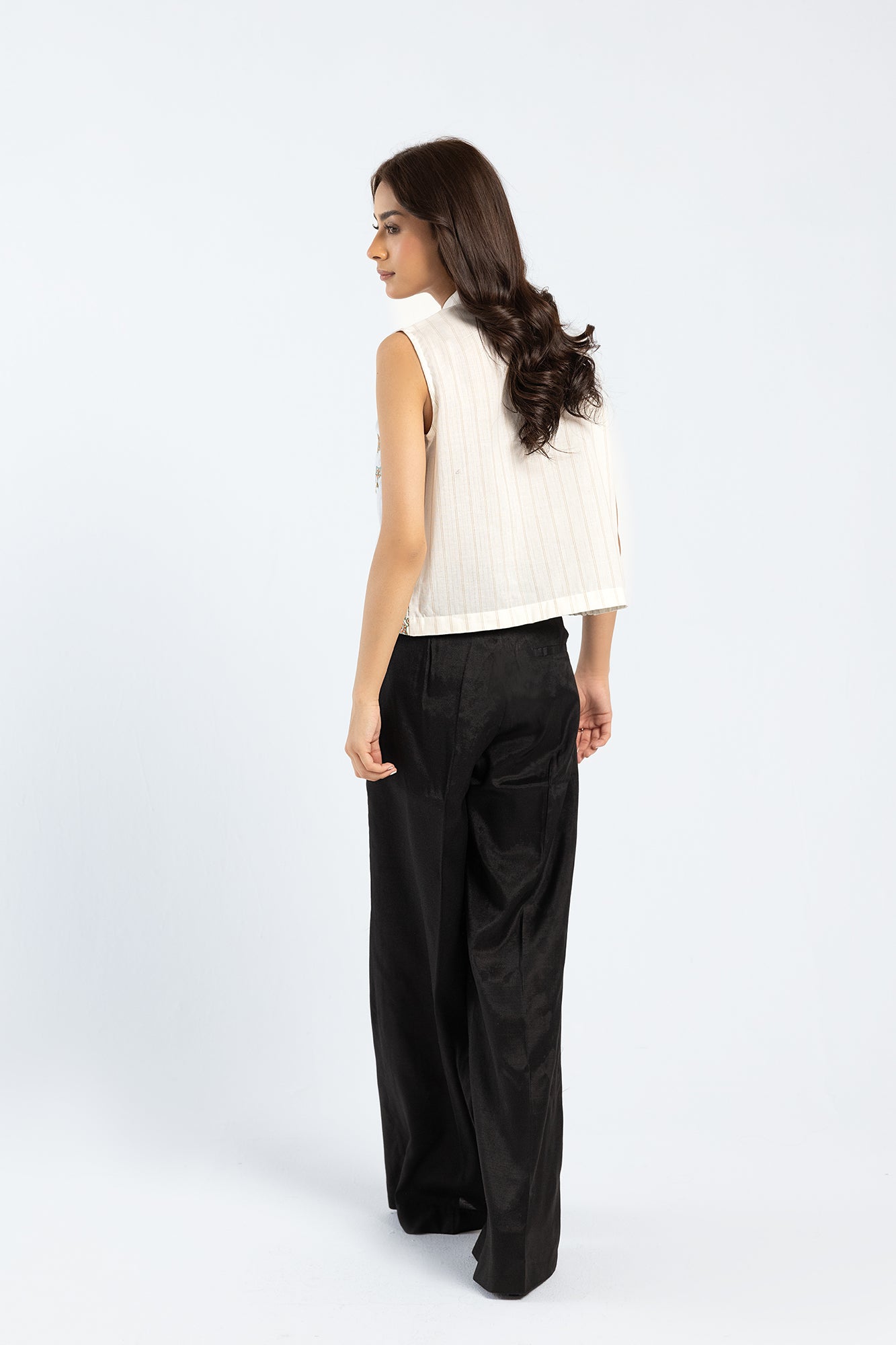 https://cdn.shopify.com/s/files/1/2290/7917/files/E0050-119-005_3.jpg?v=1738306484