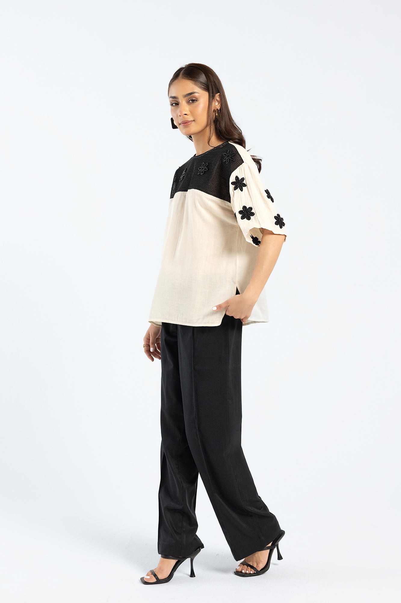 https://cdn.shopify.com/s/files/1/2290/7917/files/E0055-119-002_2.jpg?v=1738306482