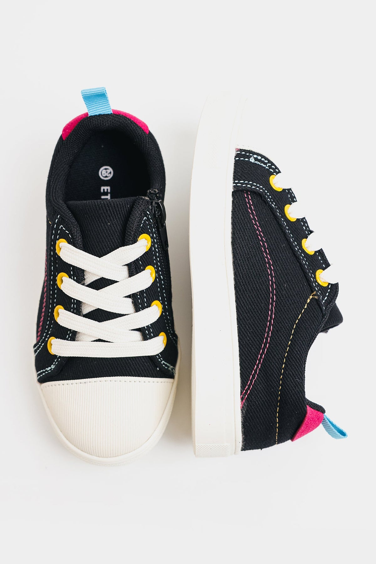SNEAKERS (E0074/309/901)