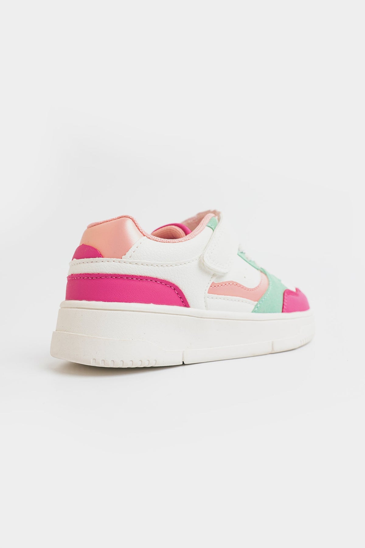 SNEAKERS (E0075/309/401)