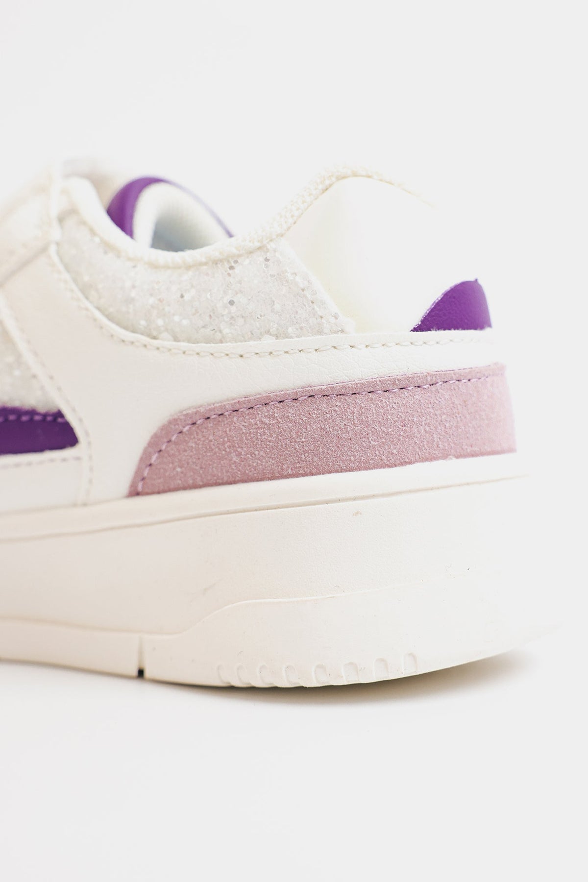 SNEAKERS (E0075/309/511)