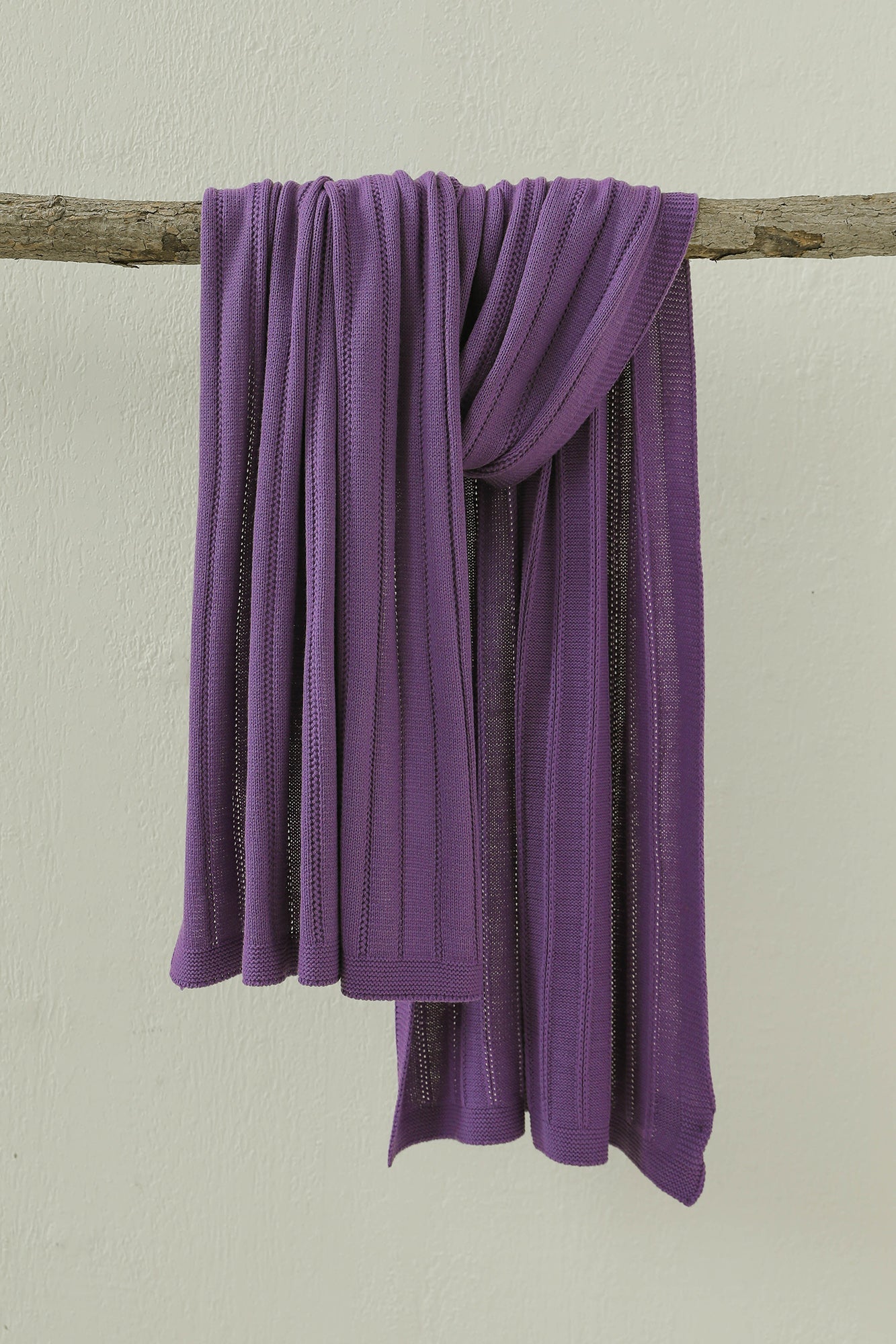KNITTED SHAWL (E0076/111/508)