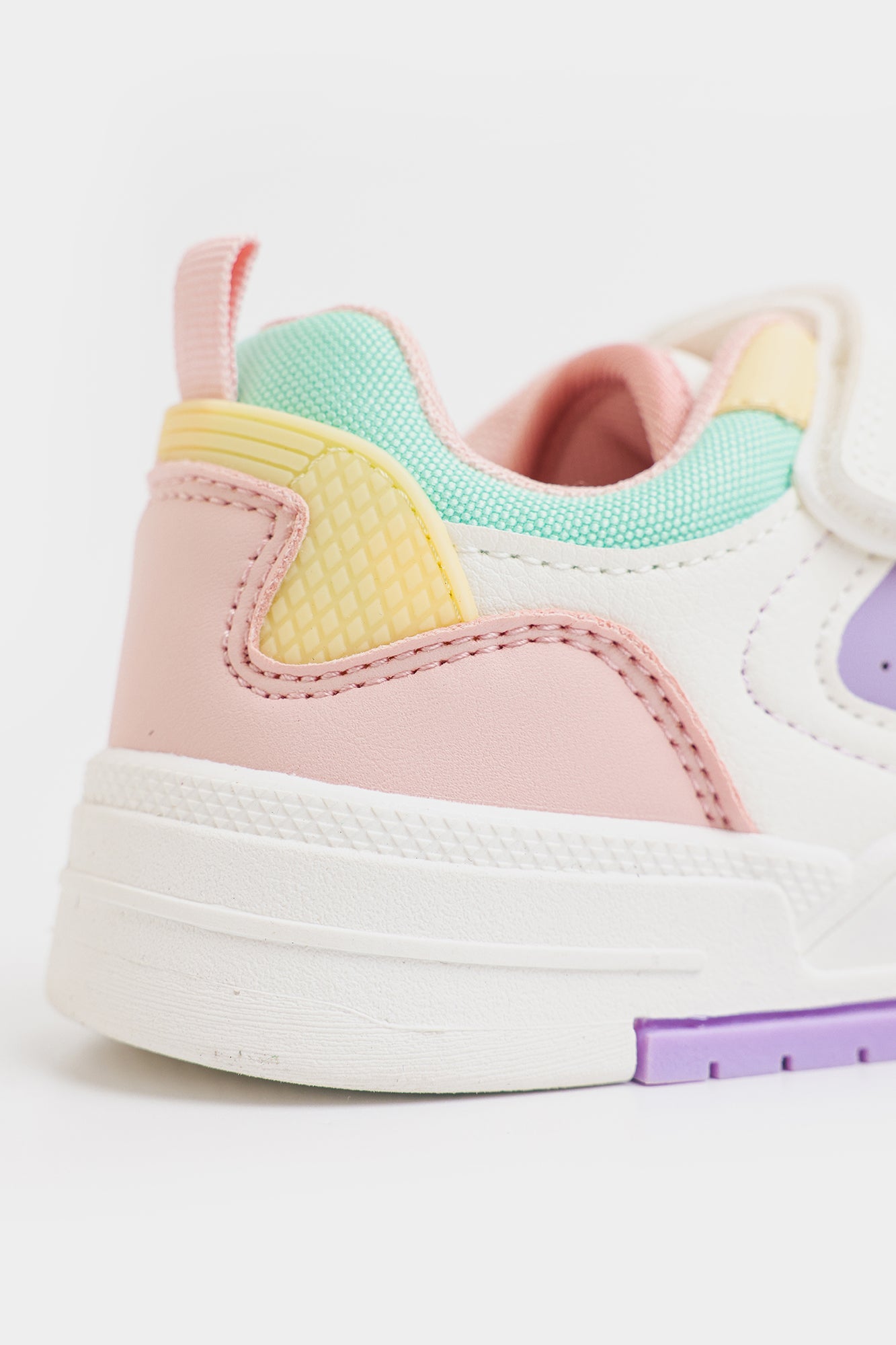 SNEAKERS (E0086/409/316)