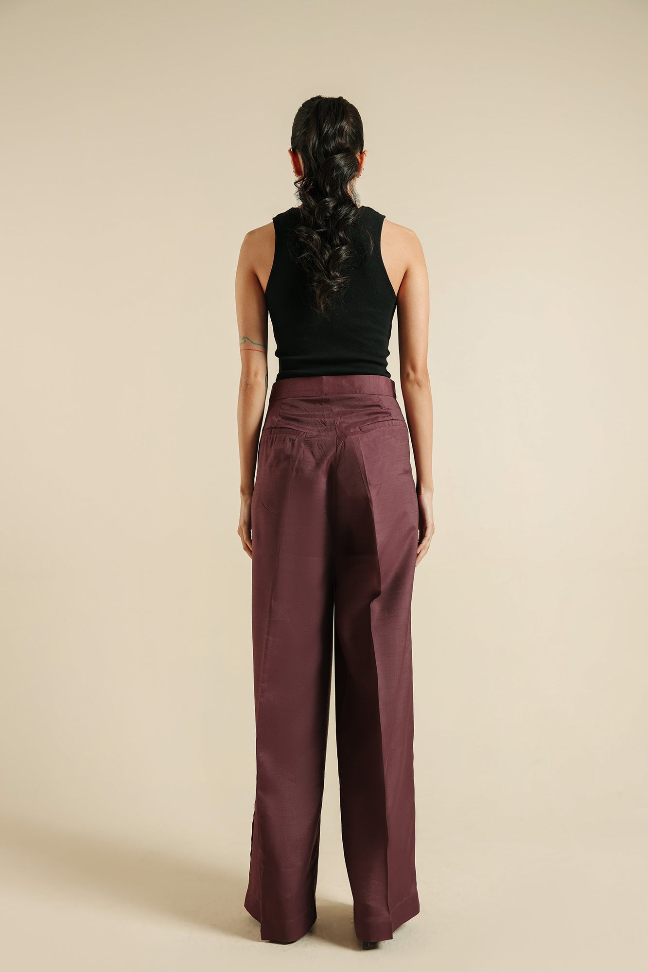 https://cdn.shopify.com/s/files/1/2290/7917/files/E0198-119-520_3.jpg?v=1738303342