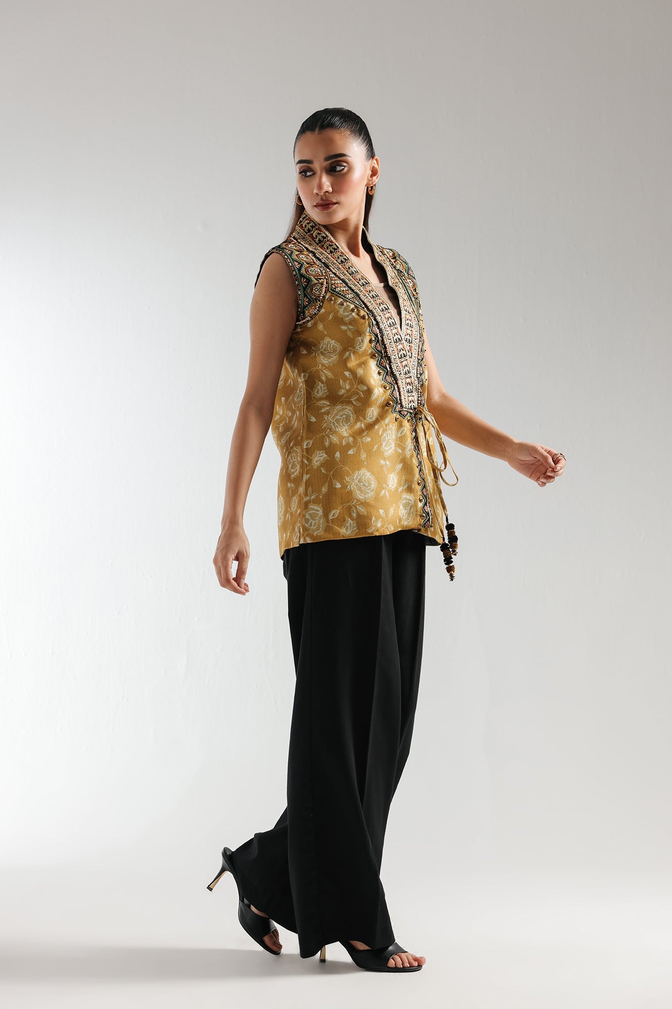 https://cdn.shopify.com/s/files/1/2290/7917/files/E0217-119-104_2.jpg?v=1738303183