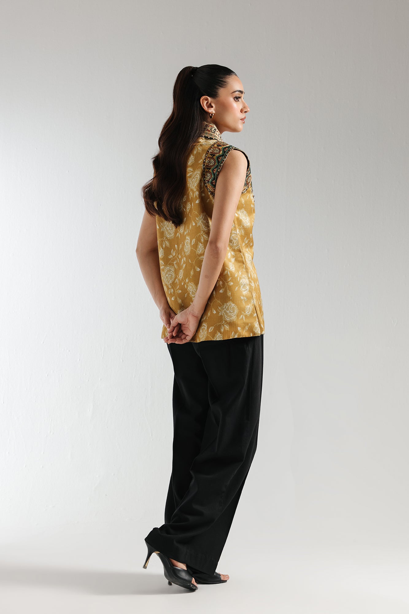 https://cdn.shopify.com/s/files/1/2290/7917/files/E0217-119-104_3.jpg?v=1738303183