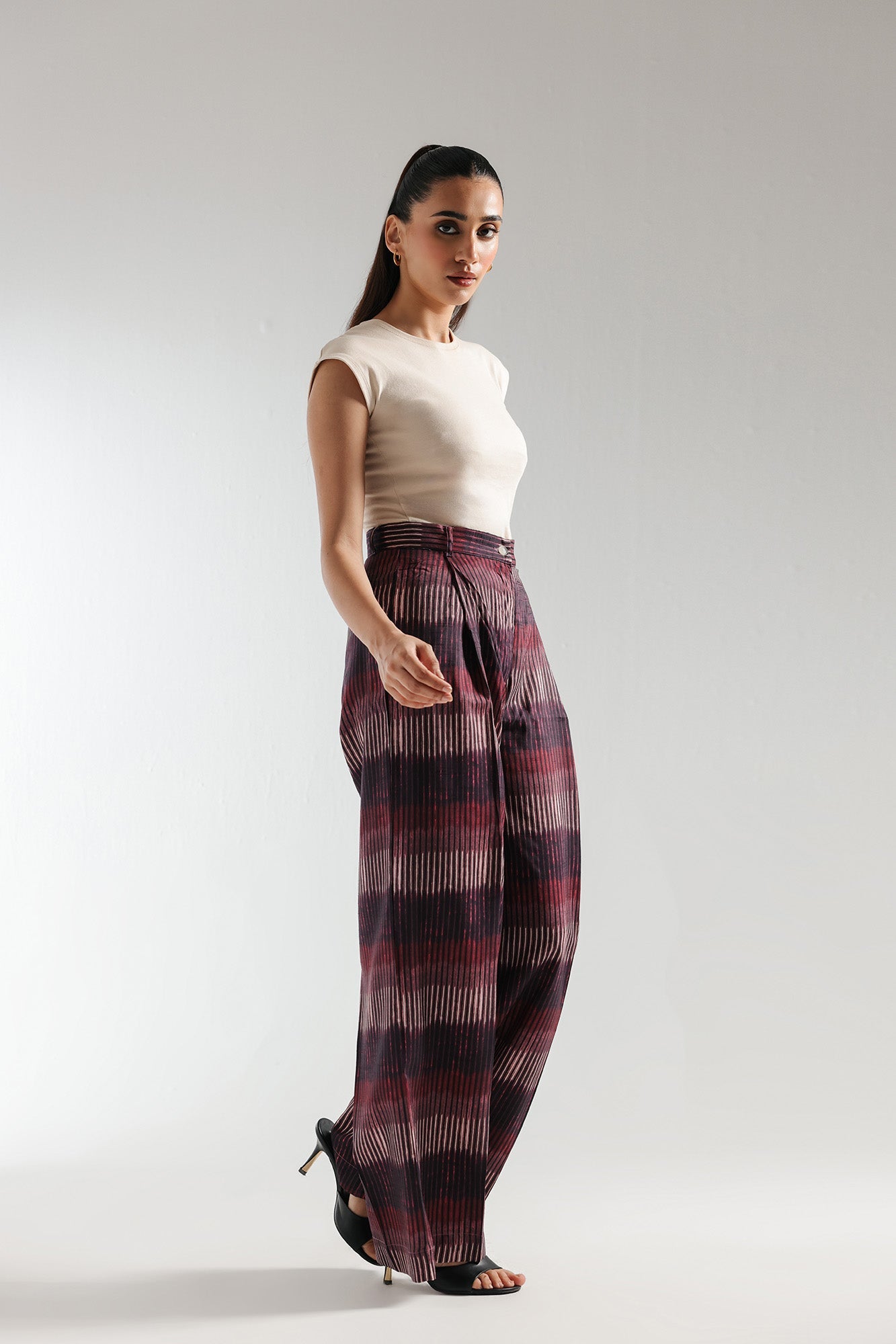 https://cdn.shopify.com/s/files/1/2290/7917/files/E0218-119-004_2.jpg?v=1738302061
