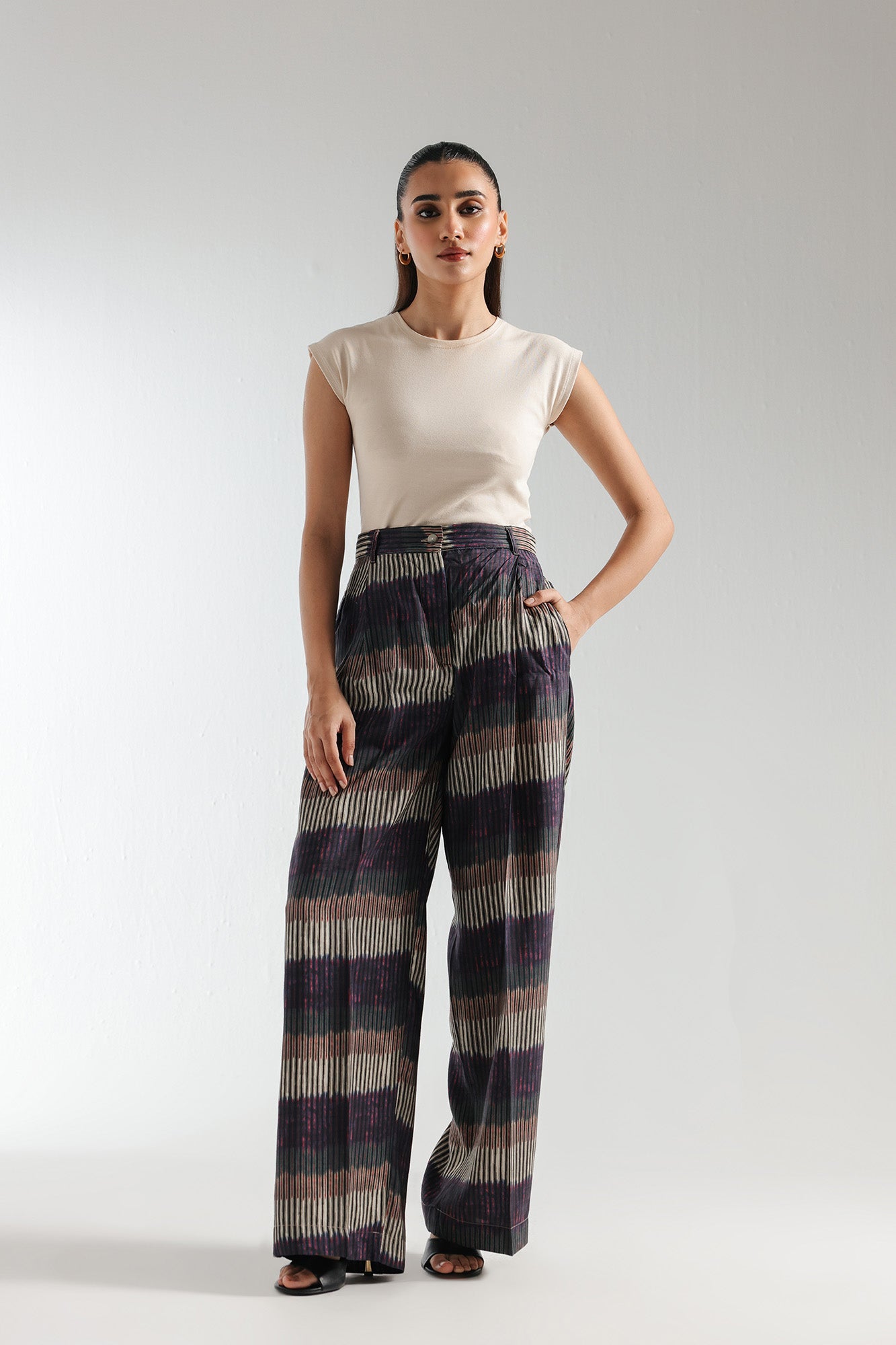 https://cdn.shopify.com/s/files/1/2290/7917/files/E0218-119-817_1.jpg?v=1738302058