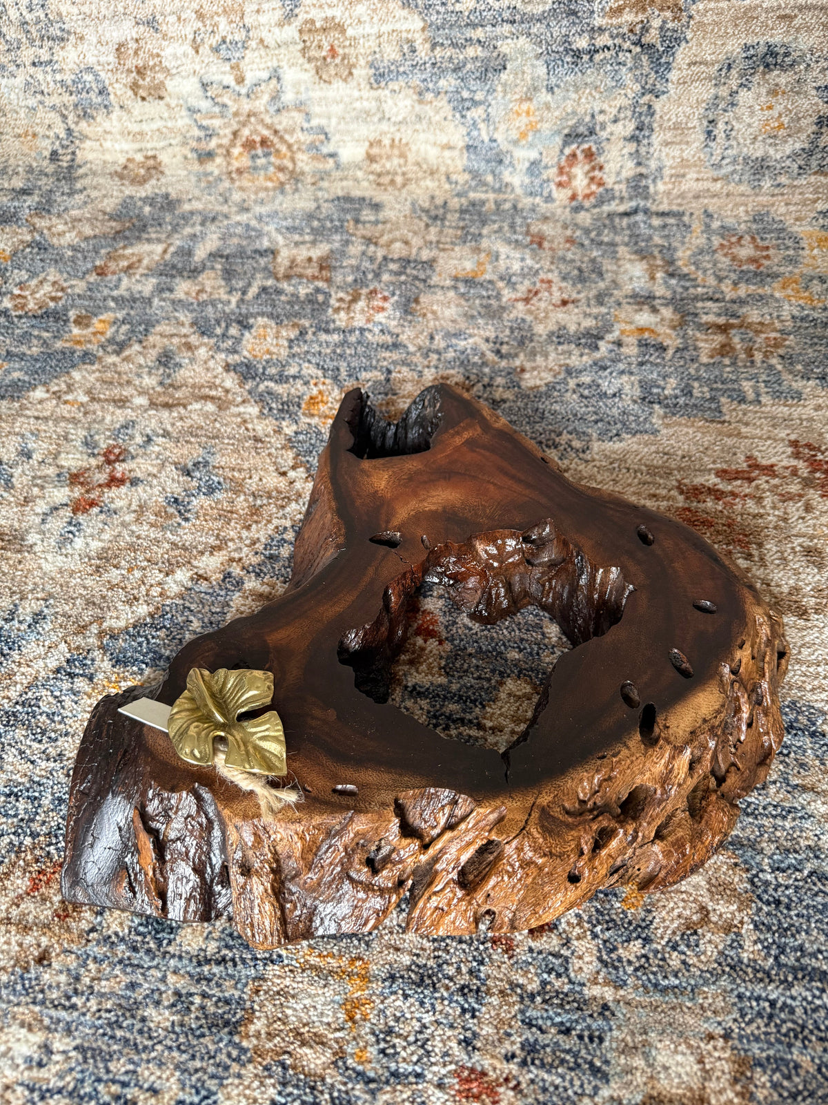 Pan leaf sculpture 405