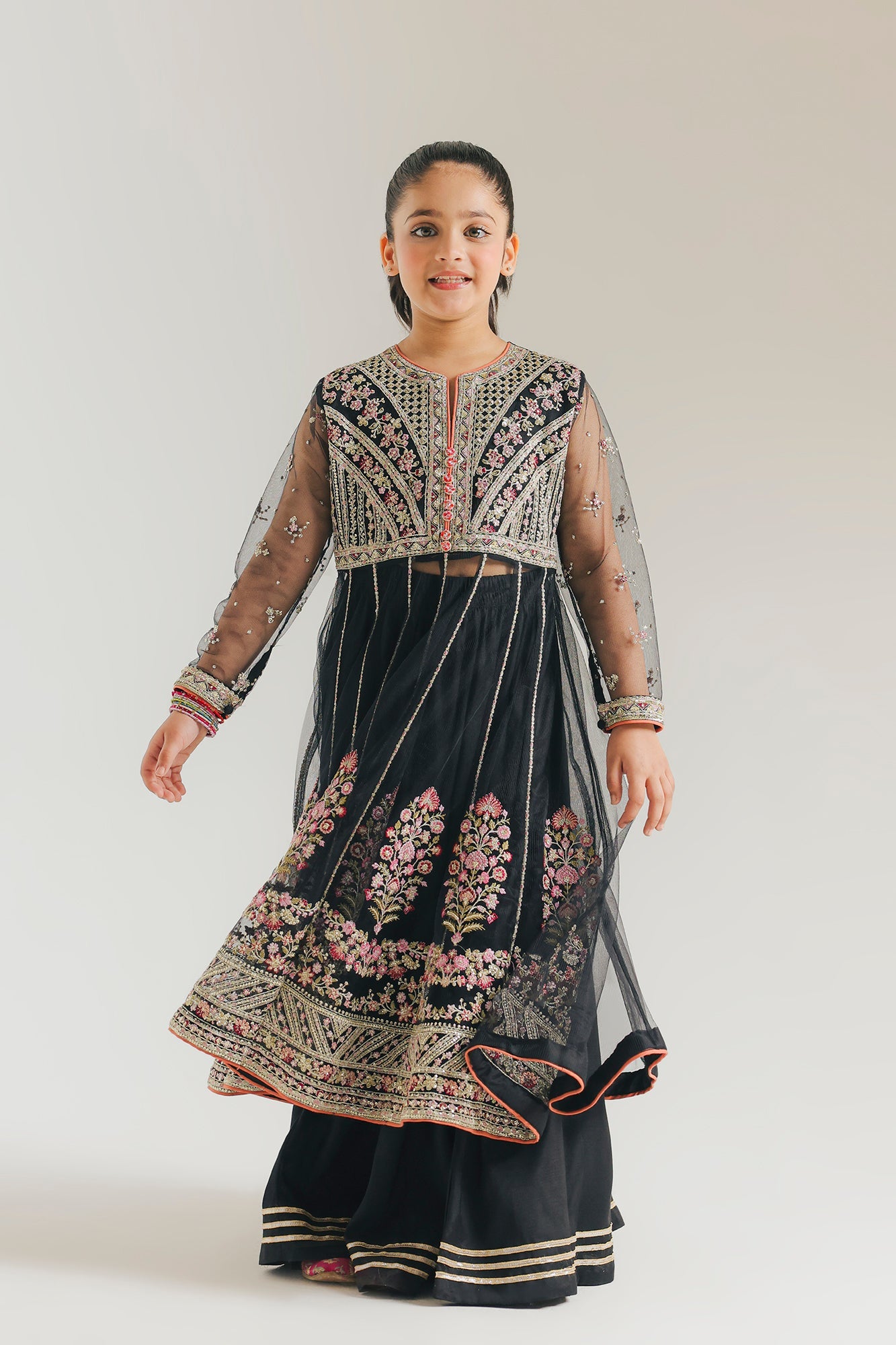 EMBROIDERED SUIT (E0261/415/902 E0261/315/902)