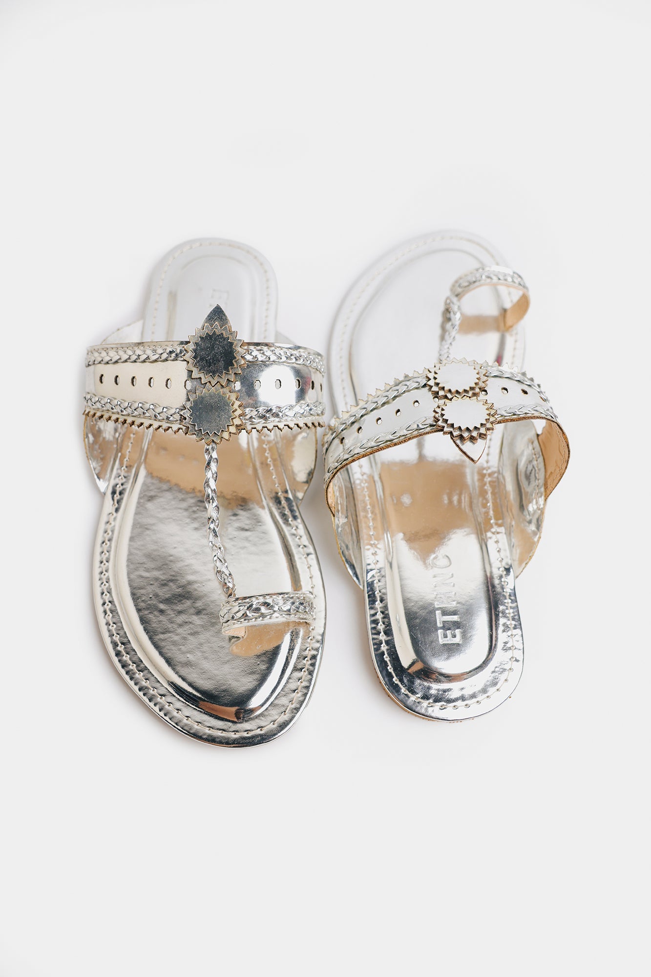 https://cdn.shopify.com/s/files/1/2290/7917/files/E0287-109-919_5_ce1f8051-9204-41a8-9bd9-5d986f6563a6.jpg?v=1780552083