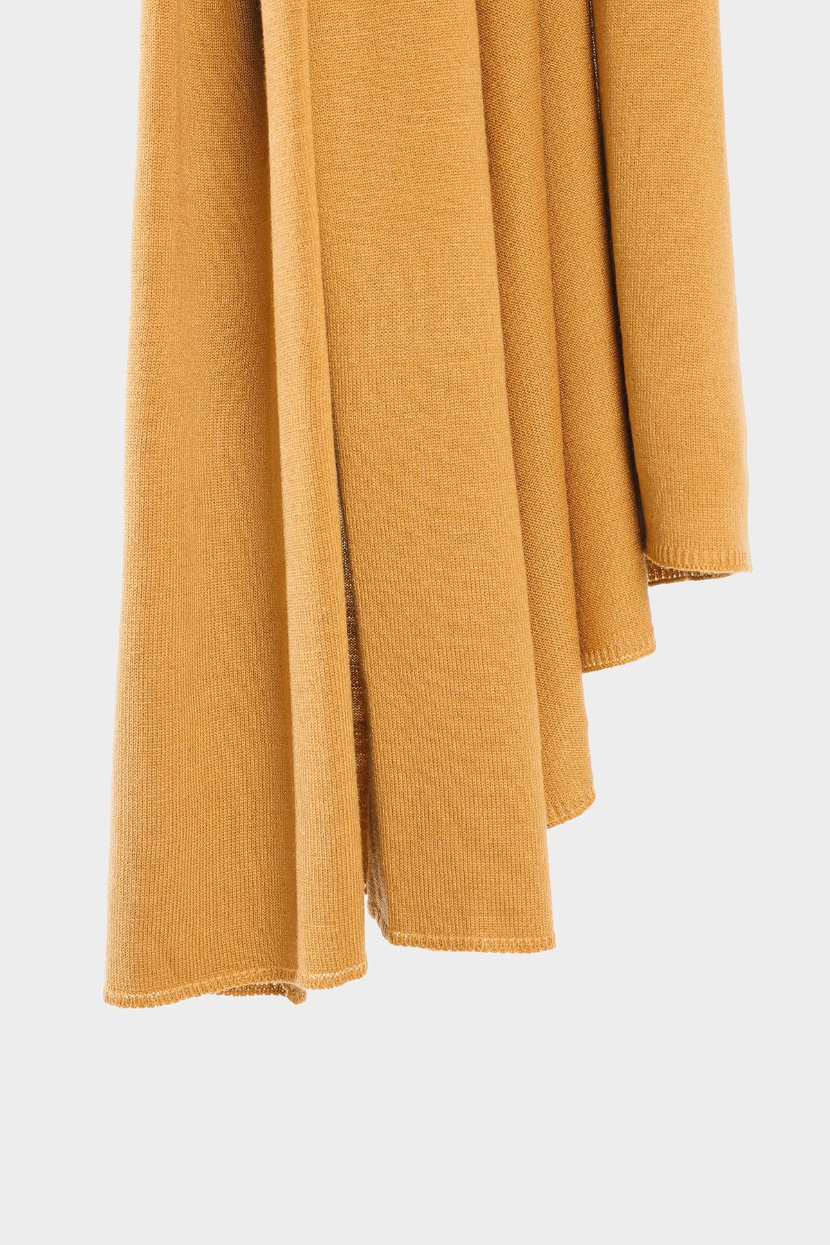 SHAWL (E0300/111/218)