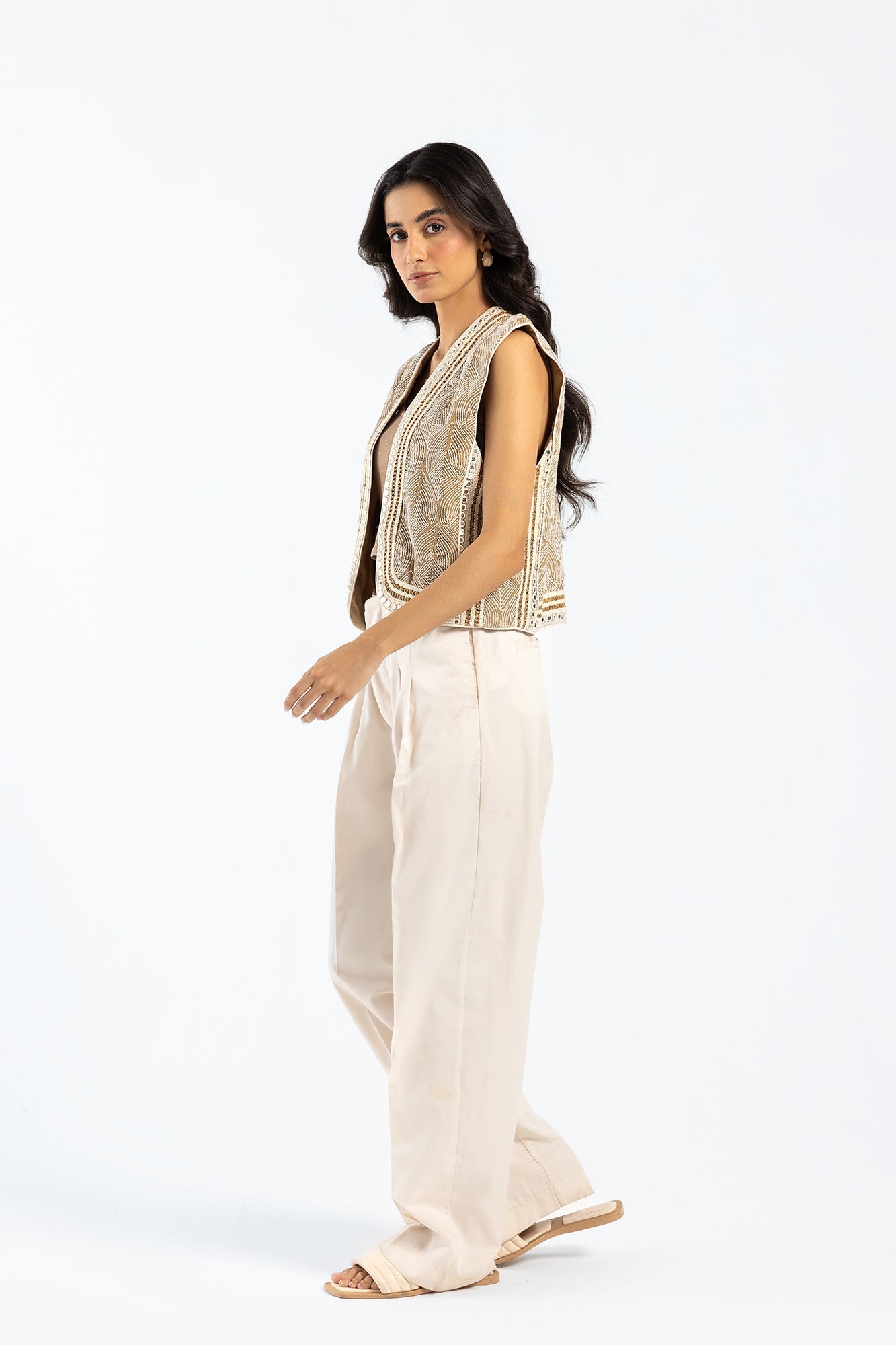 https://cdn.shopify.com/s/files/1/2290/7917/files/E0435-101-113_2.jpg?v=1738306439