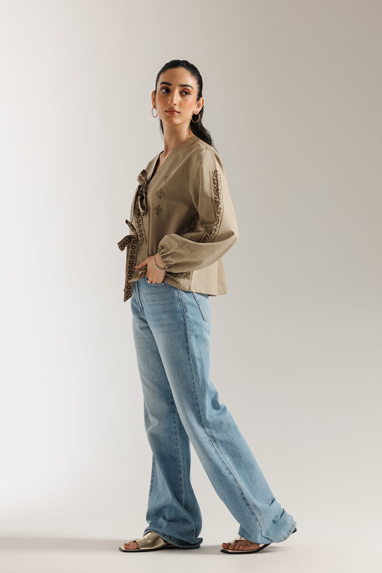 https://cdn.shopify.com/s/files/1/2290/7917/files/E0535-101_2.jpg?v=1755499487