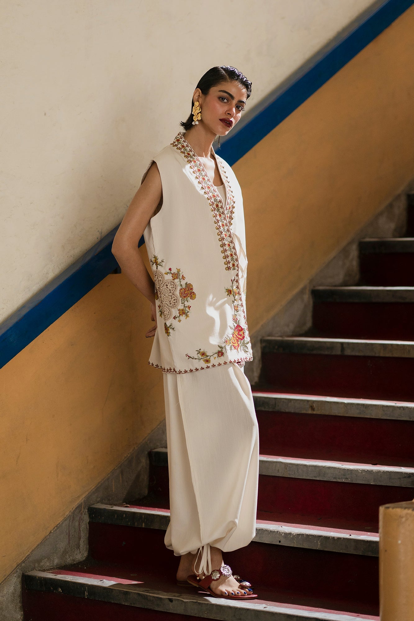 EMBROIDERED SUIT (E0612/119/006)