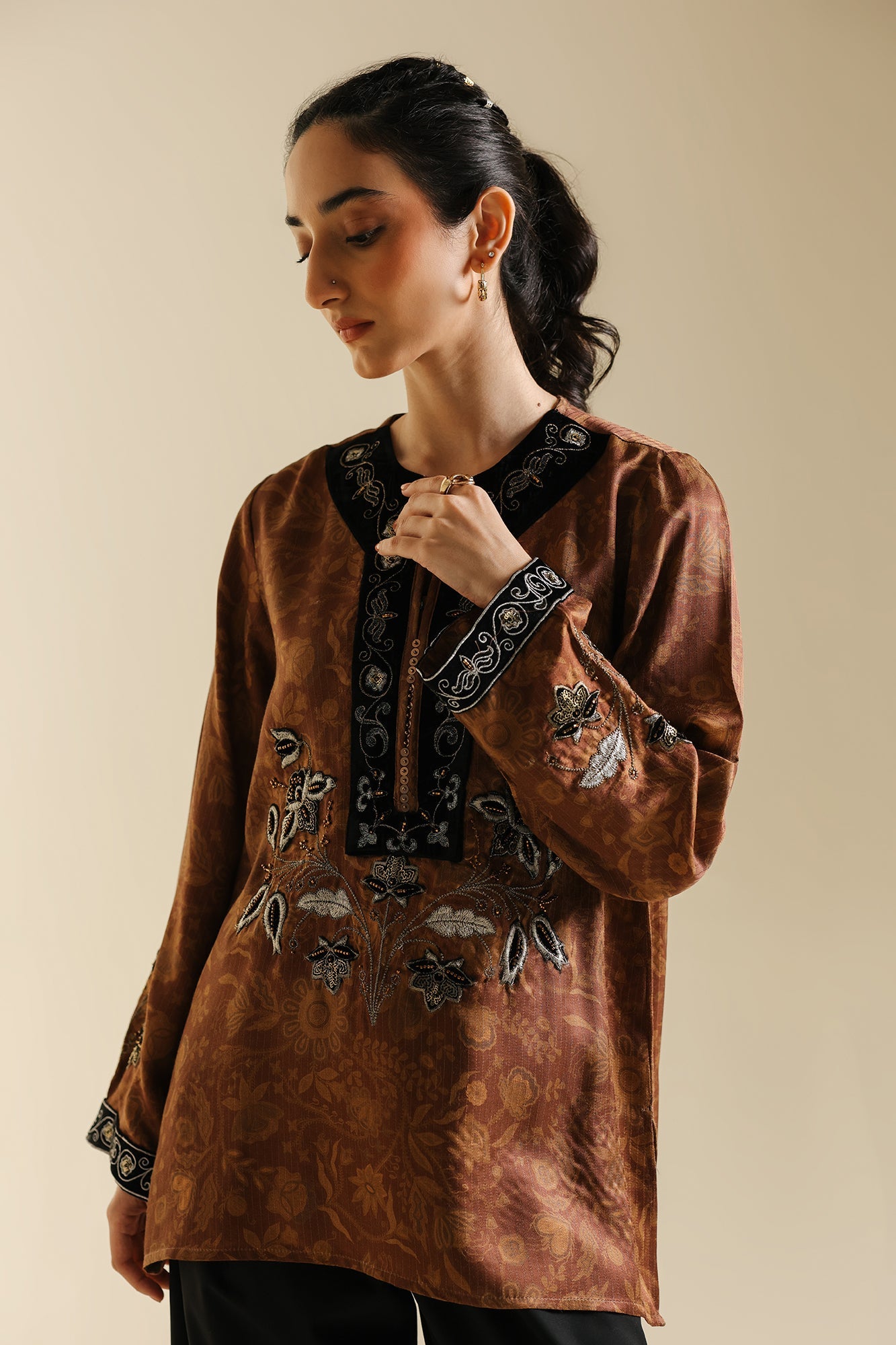 https://cdn.shopify.com/s/files/1/2290/7917/files/E0614-119_4.jpg?v=1762421559