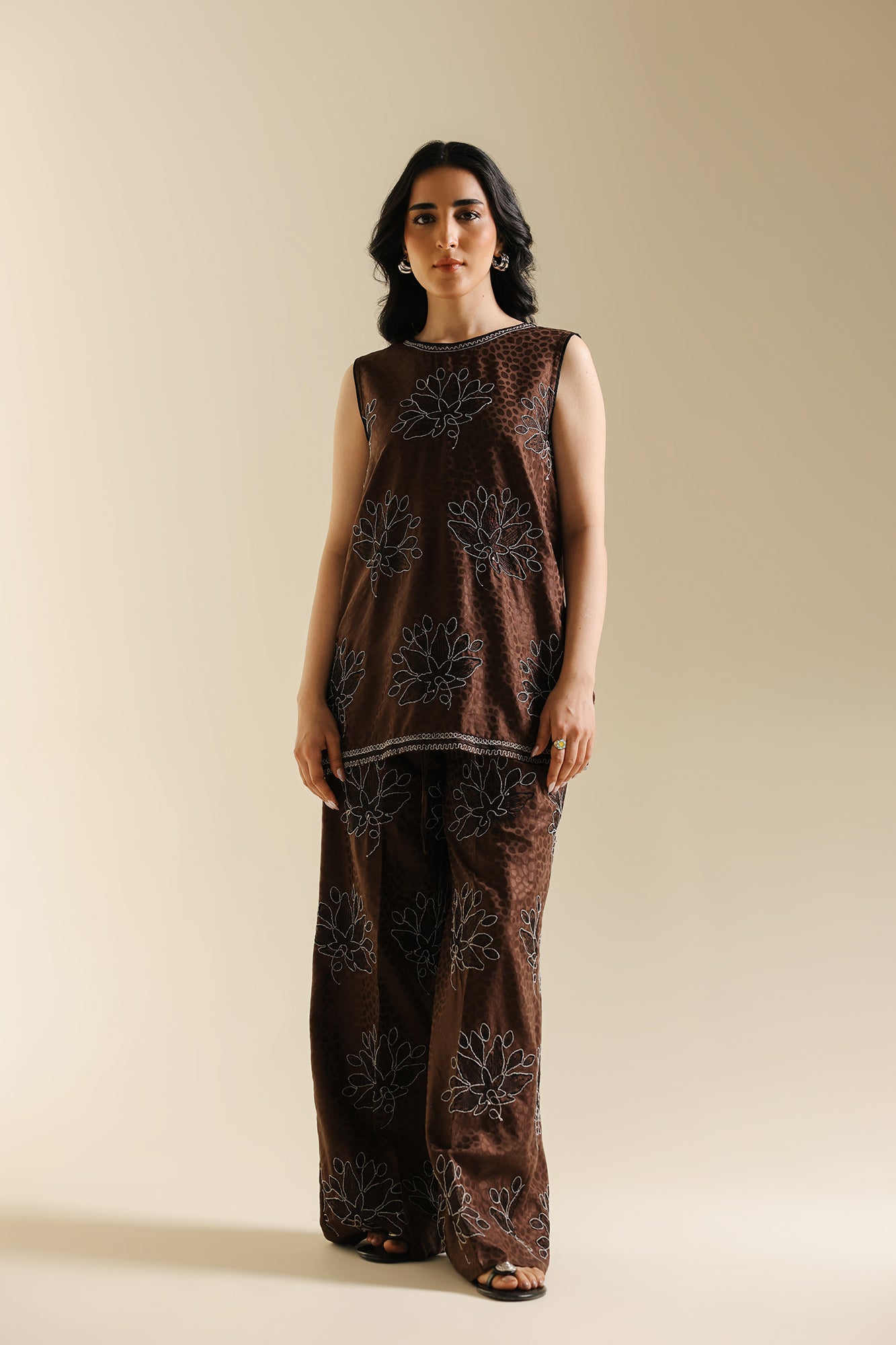 EMBROIDERED SUIT (E0619/119/116)