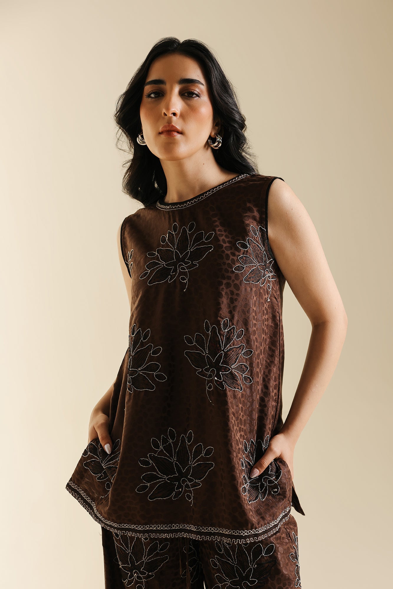 EMBROIDERED SUIT (E0619/119/116)