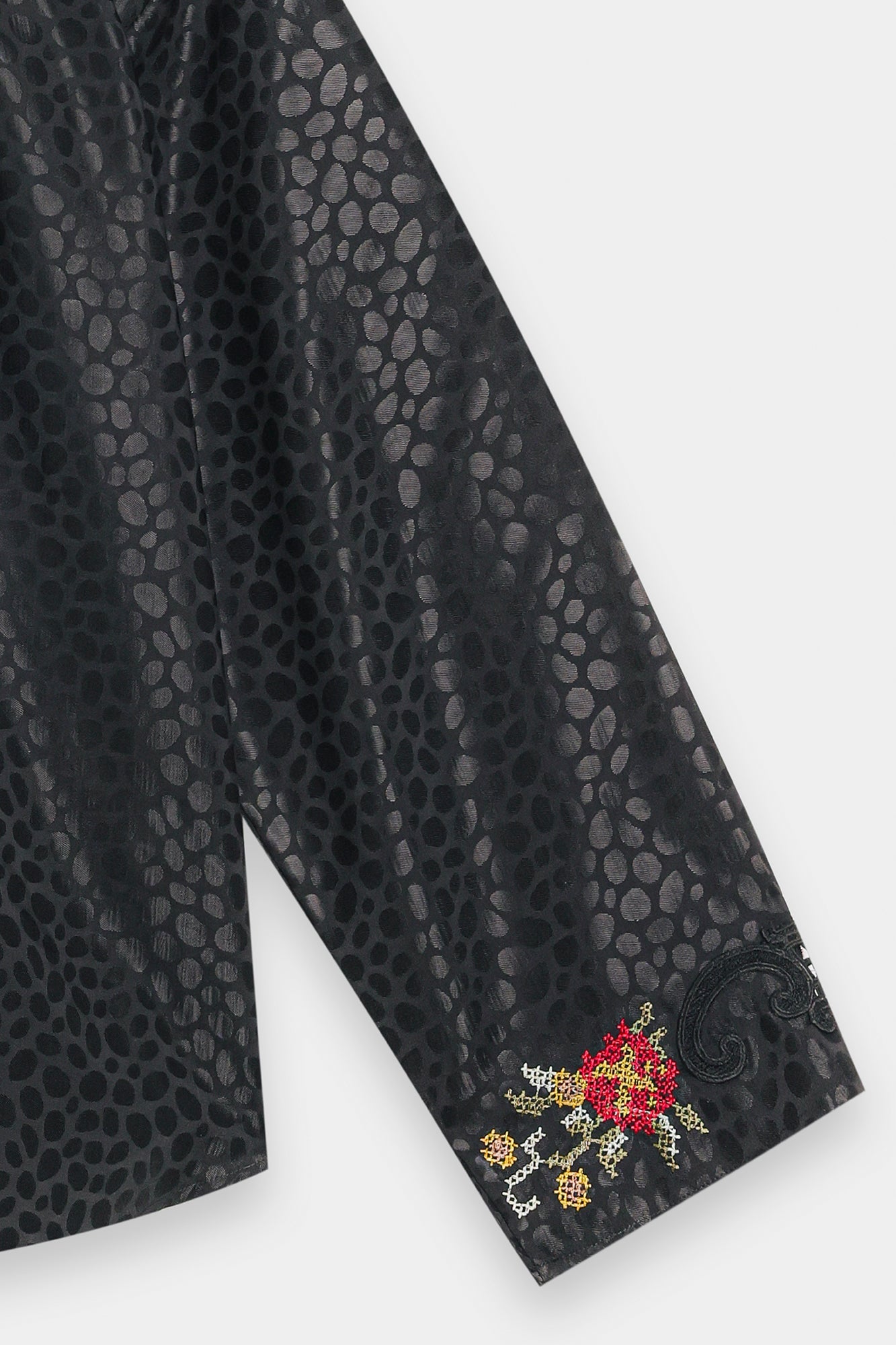 https://cdn.shopify.com/s/files/1/2290/7917/files/E0622-119_6.jpg?v=1766117821