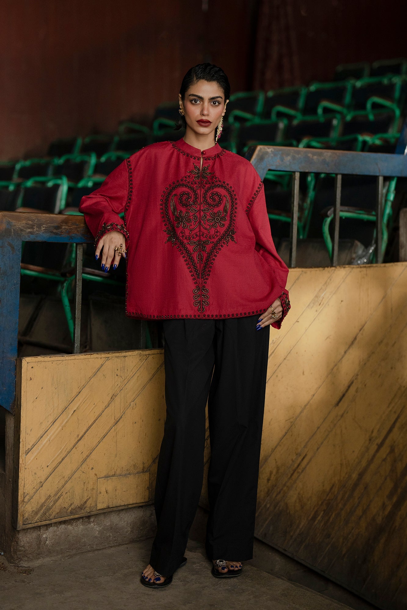 EMBROIDERED SHIRT (E0626/119/402)