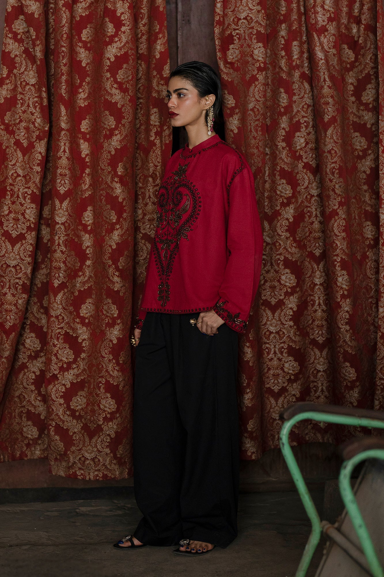 EMBROIDERED SHIRT (E0626/119/402)