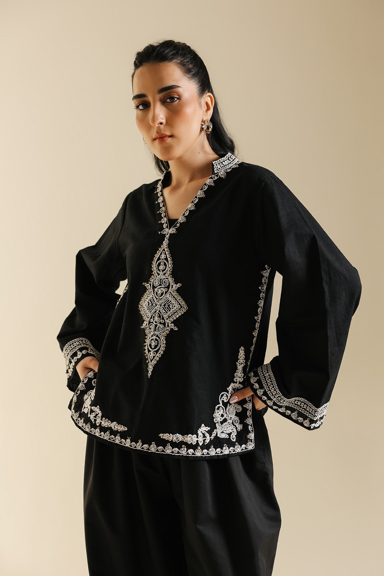Embroidered Top (E0629/119/901)