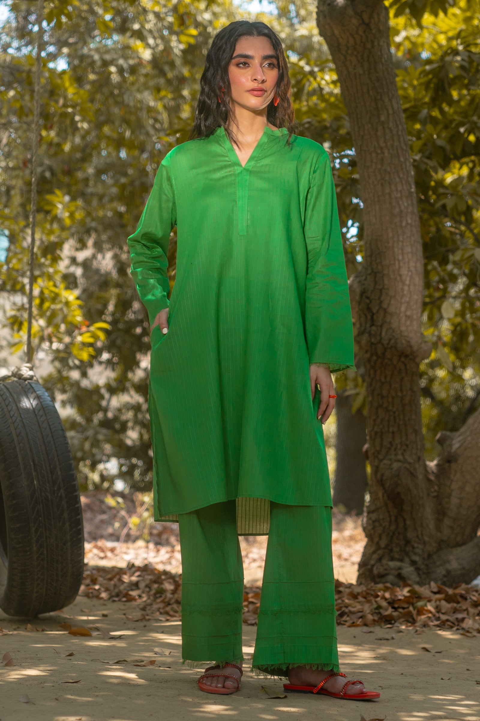 Fray Green 2 piece