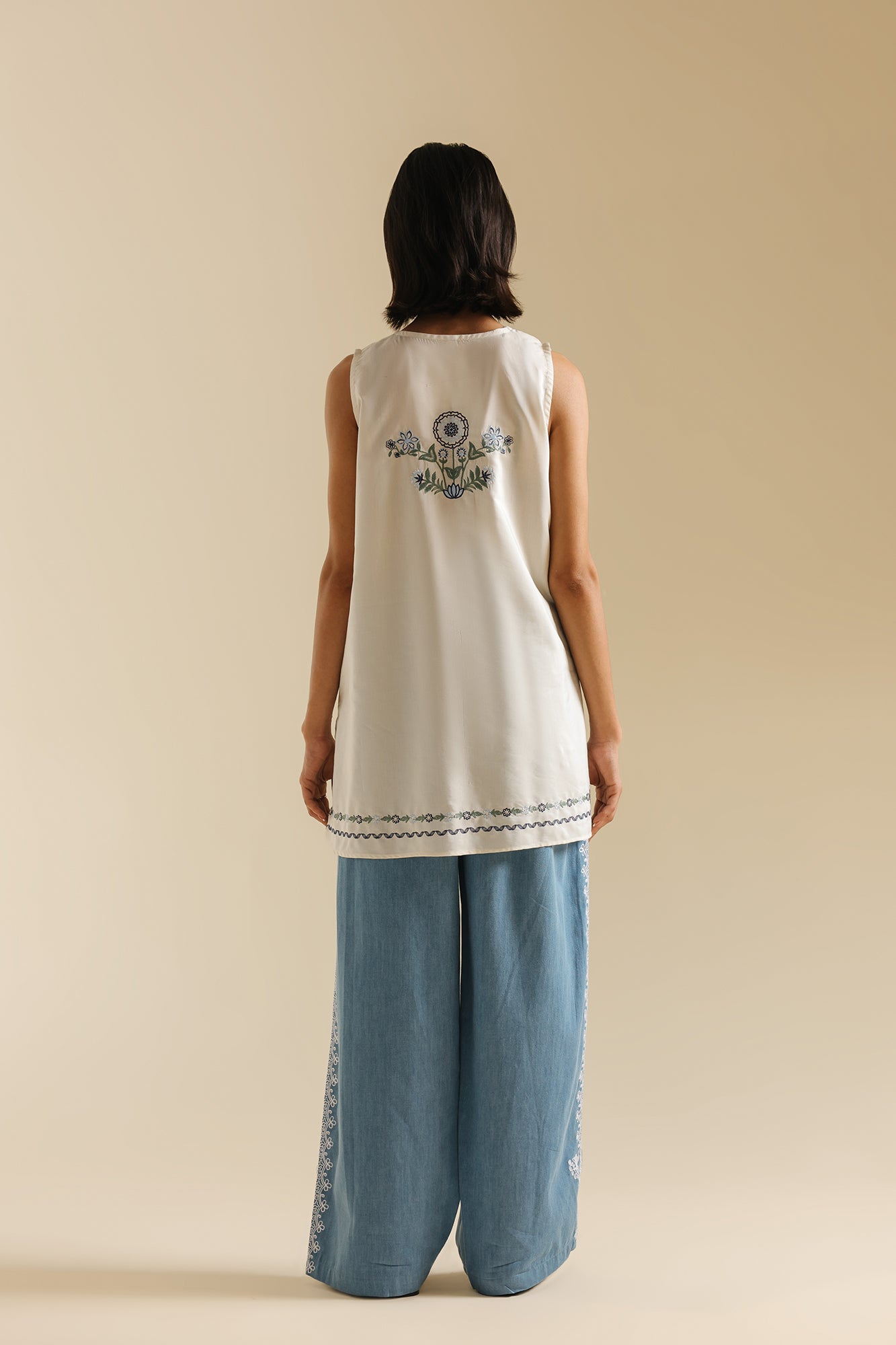 https://cdn.shopify.com/s/files/1/2290/7917/files/E0634-119-630_3.jpg?v=1772606425