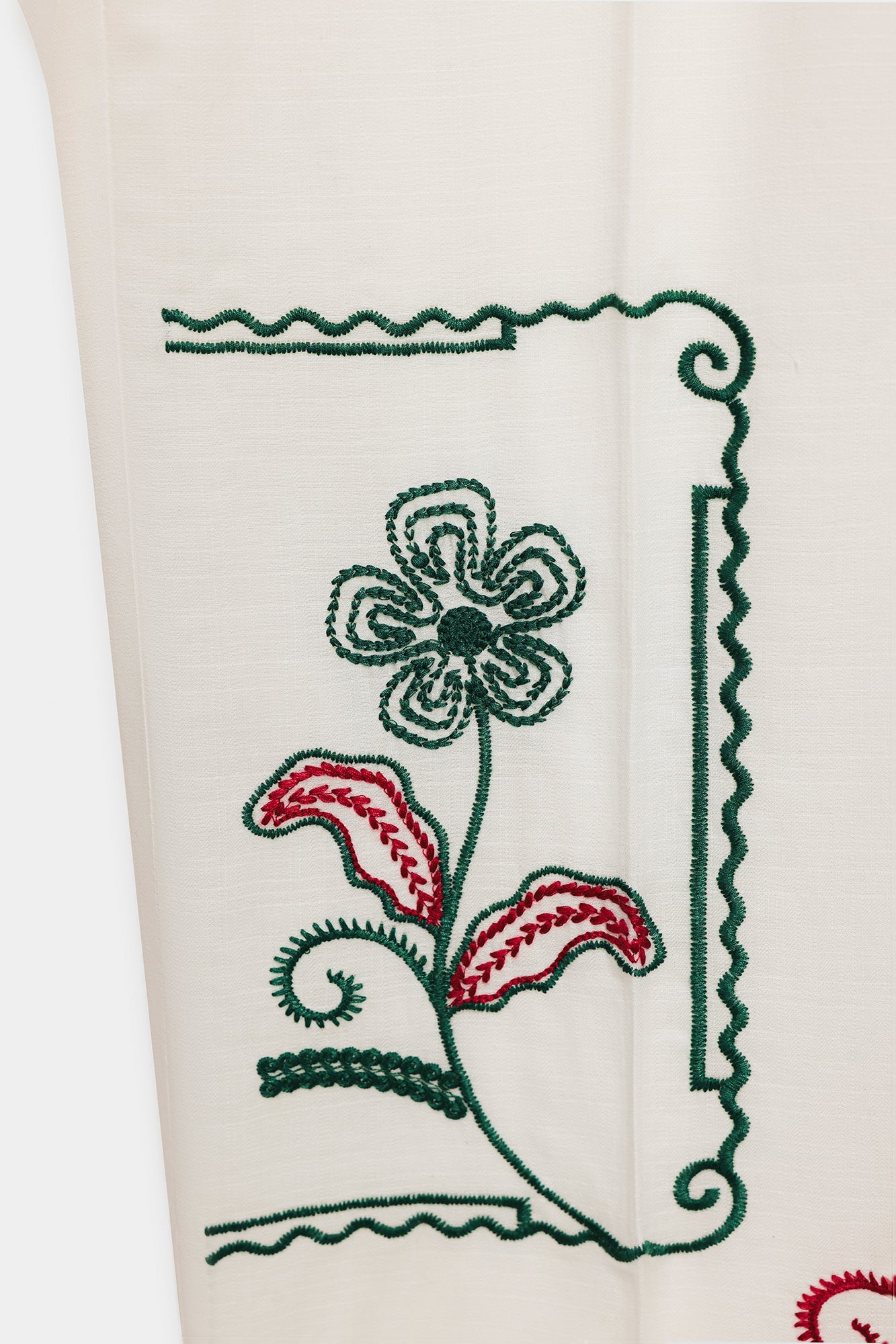 https://cdn.shopify.com/s/files/1/2290/7917/files/E0656-106_8.jpg?v=1756274027
