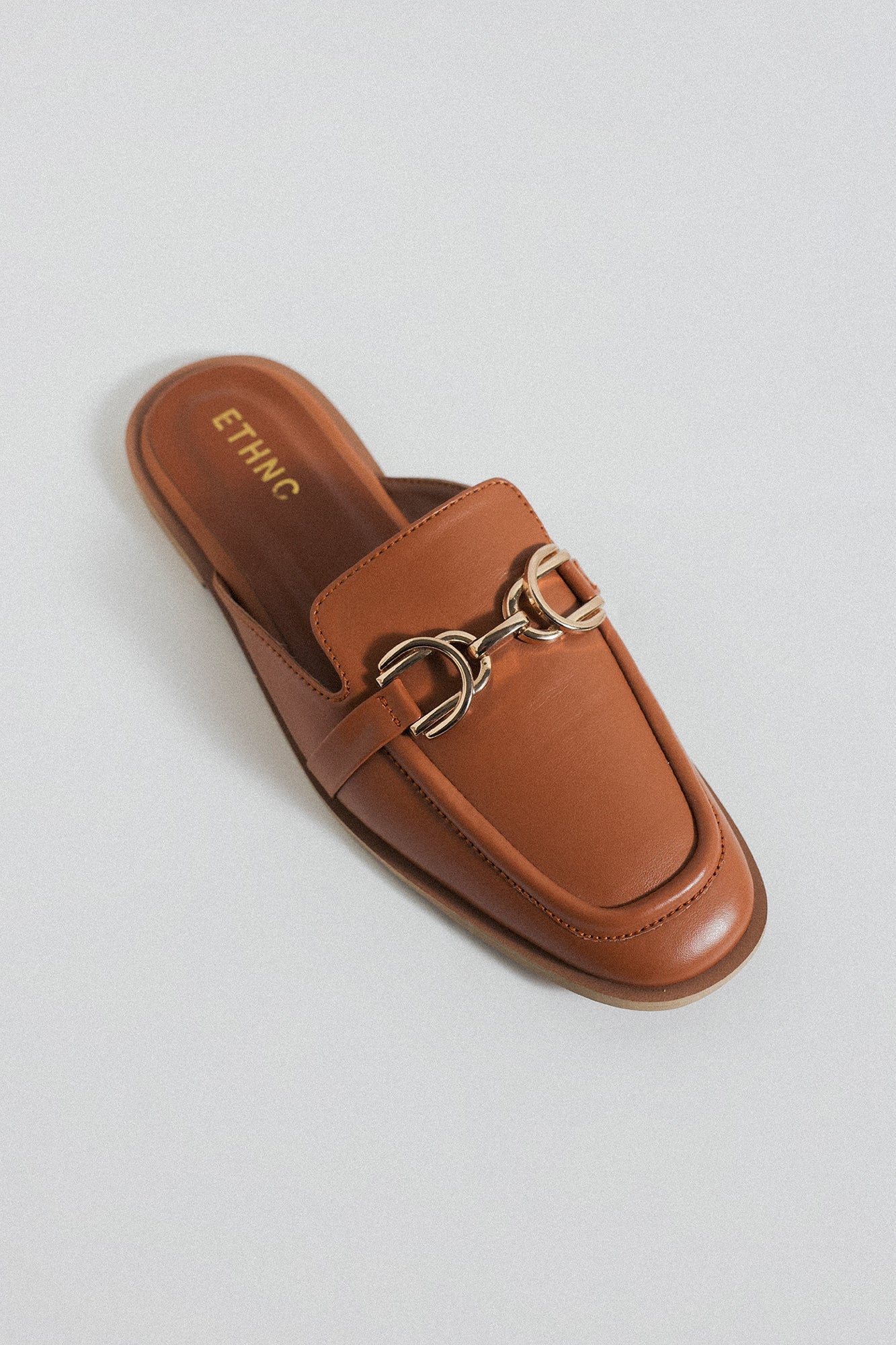 https://cdn.shopify.com/s/files/1/2290/7917/files/E0695-109-804_2_bfd36c39-ab92-46f6-8cf4-16a13195a552.jpg?v=1740632347