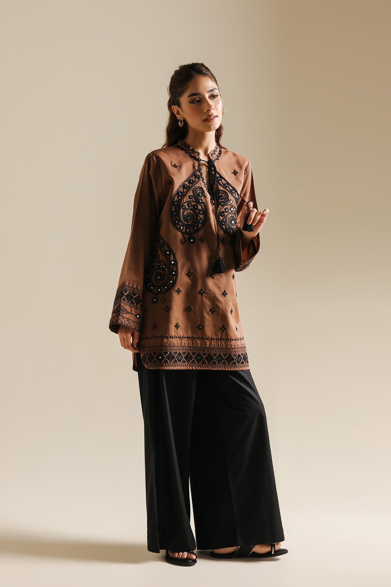 https://cdn.shopify.com/s/files/1/2290/7917/files/E0701-119-804_6.jpg?v=1771219067