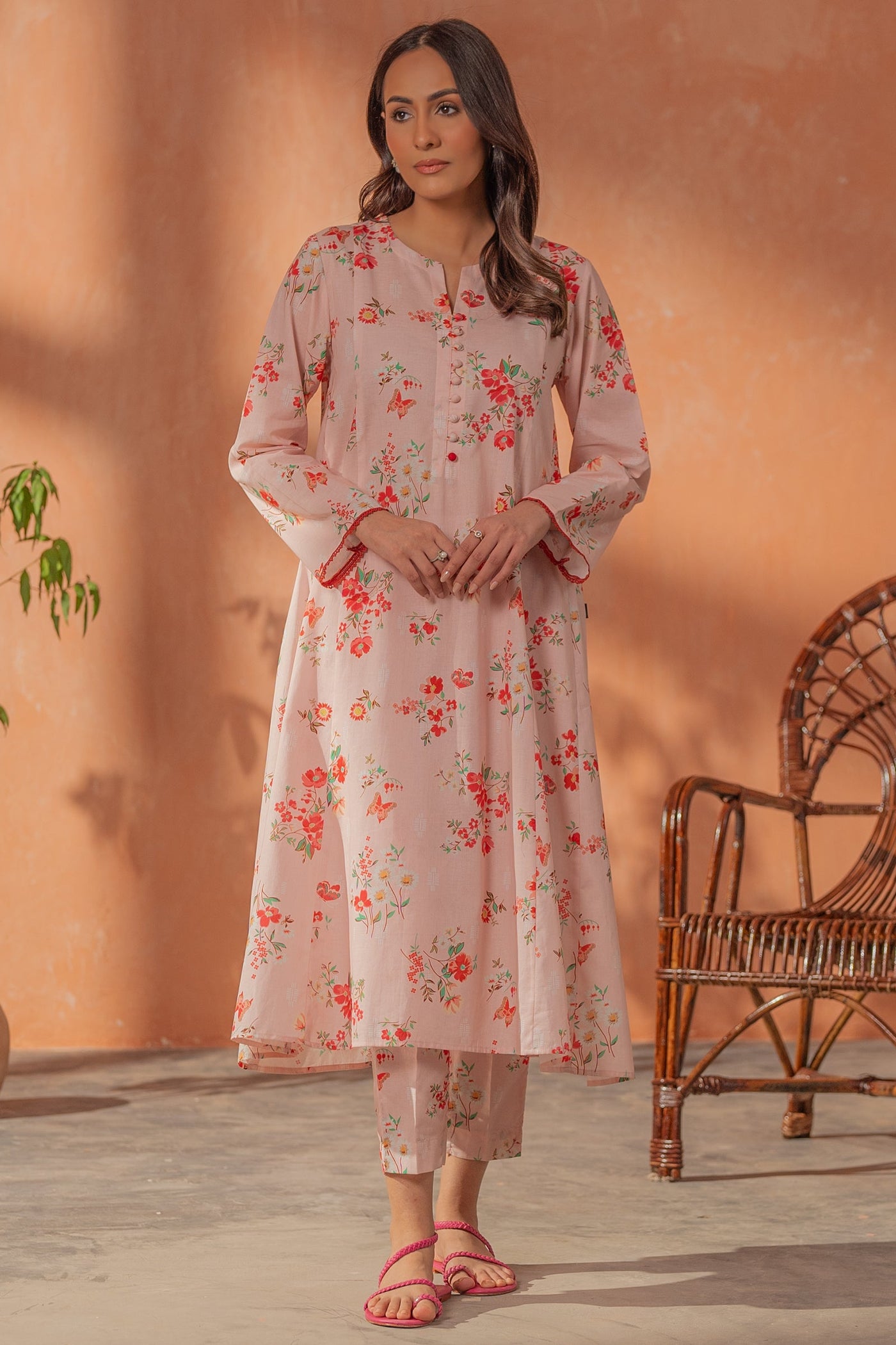 https://cdn.shopify.com/s/files/1/0568/3308/1529/files/E07027-BP0-2.jpg?v=1770961952