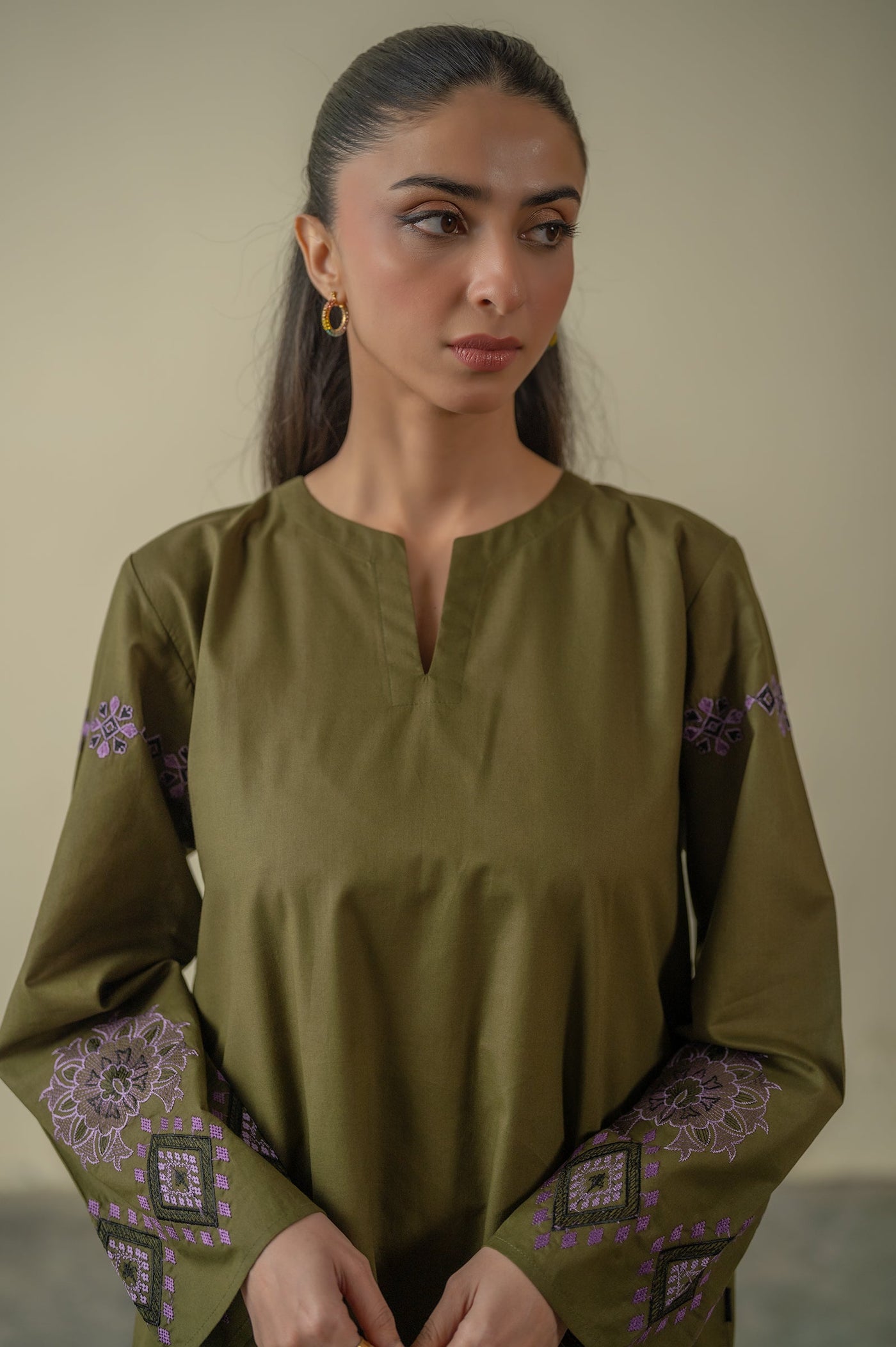 https://cdn.shopify.com/s/files/1/0568/3308/1529/files/E07039_2.jpg?v=1772613139
