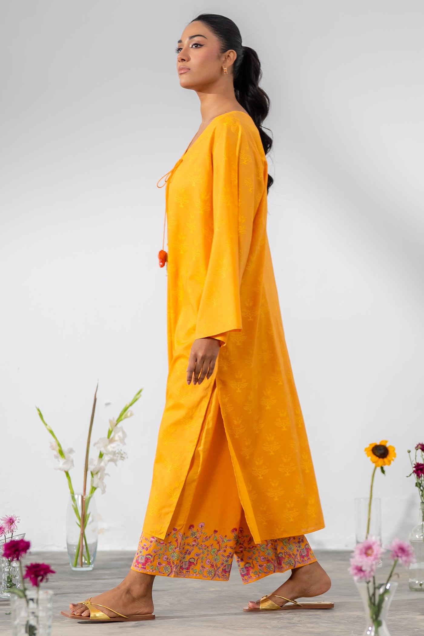 https://cdn.shopify.com/s/files/1/0568/3308/1529/files/E07047-OR0-3.jpg?v=1770278070