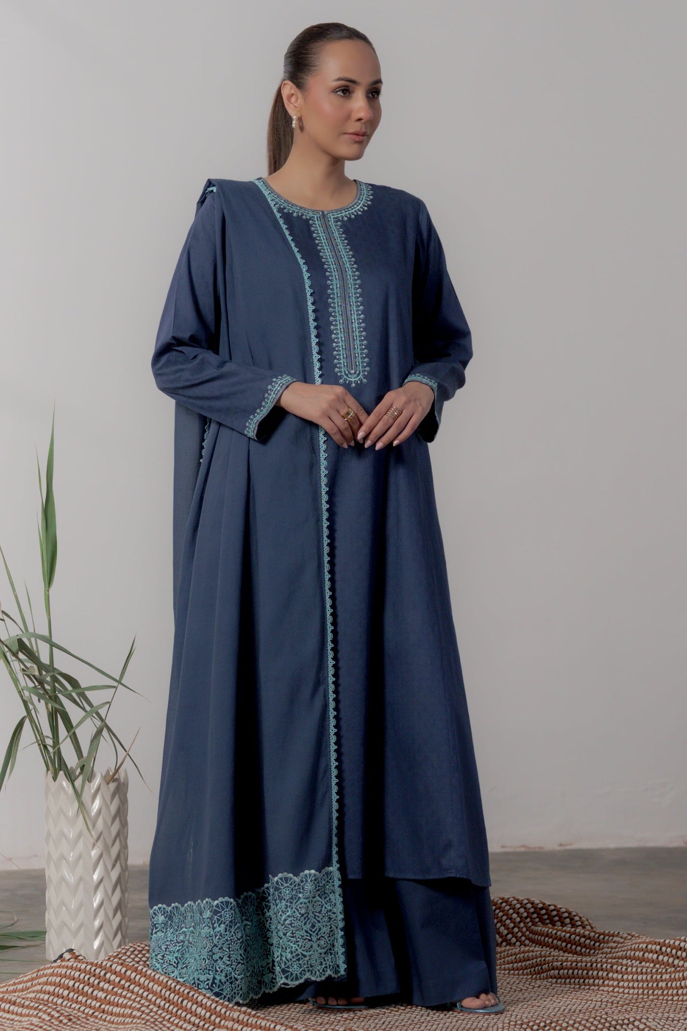 https://cdn.shopify.com/s/files/1/0568/3308/1529/files/E07090-NB0-2.jpg?v=1773130571